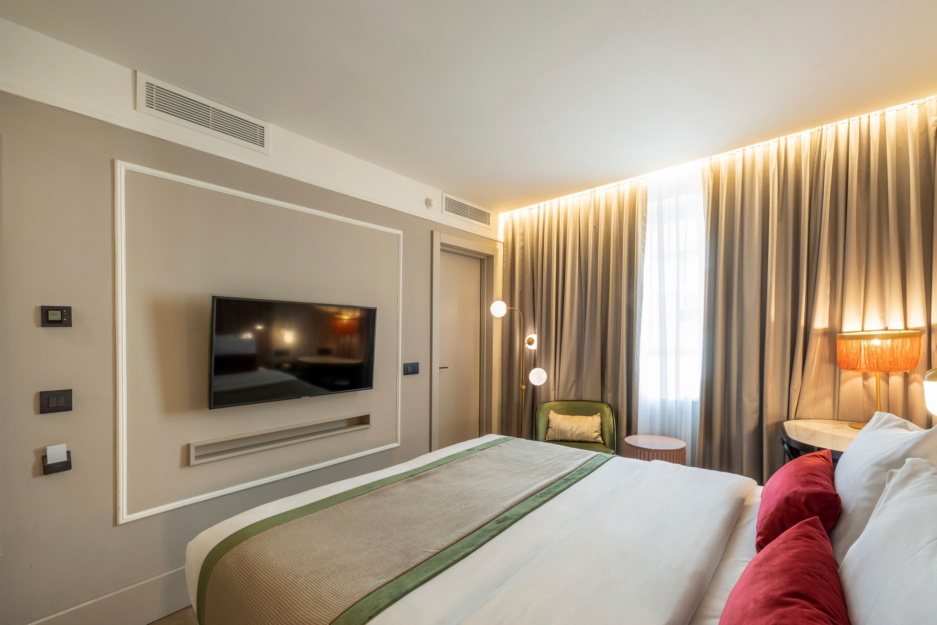 Hotel Indigo Belgrade — 17