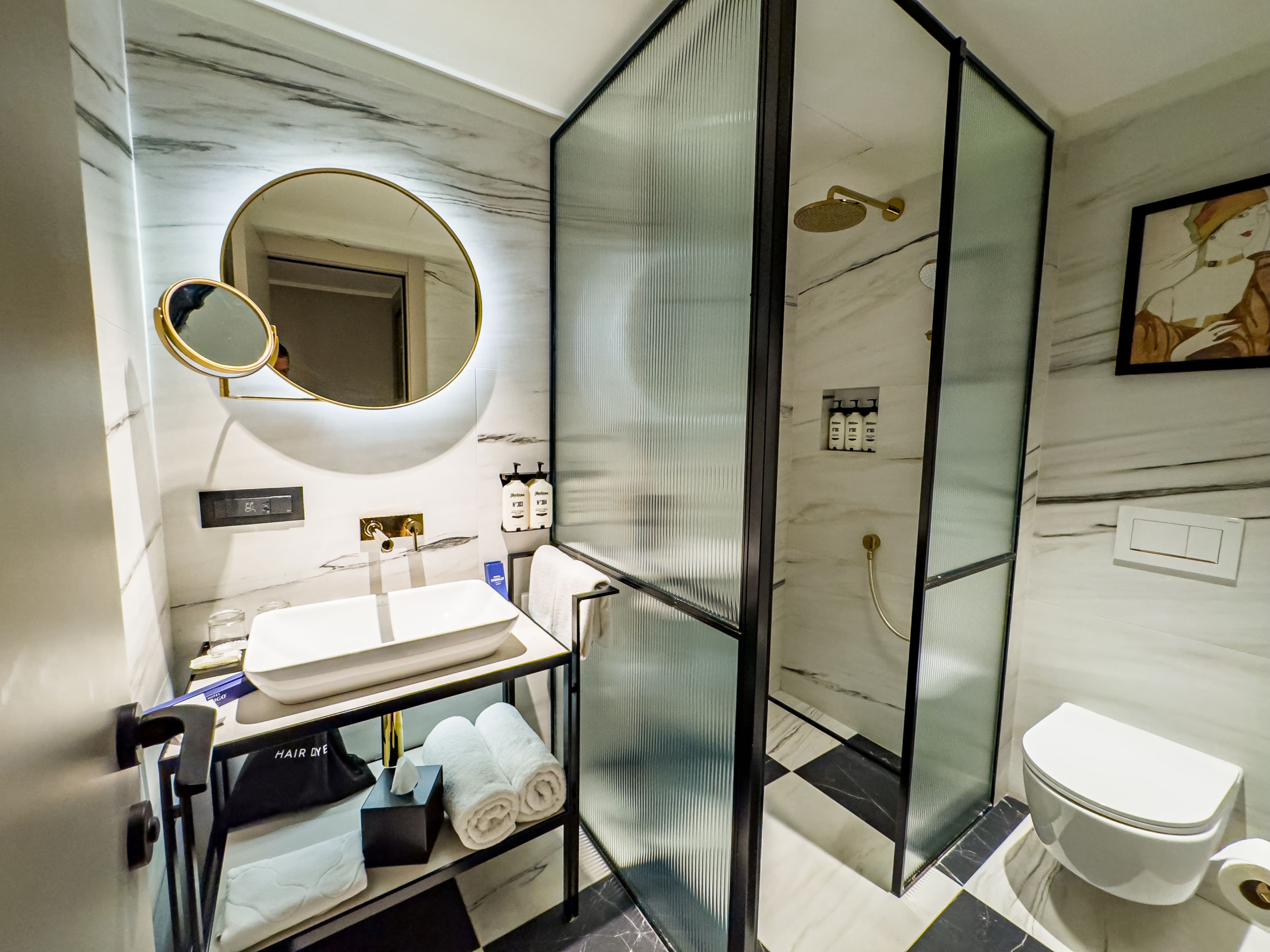 Standard Room - Image 8