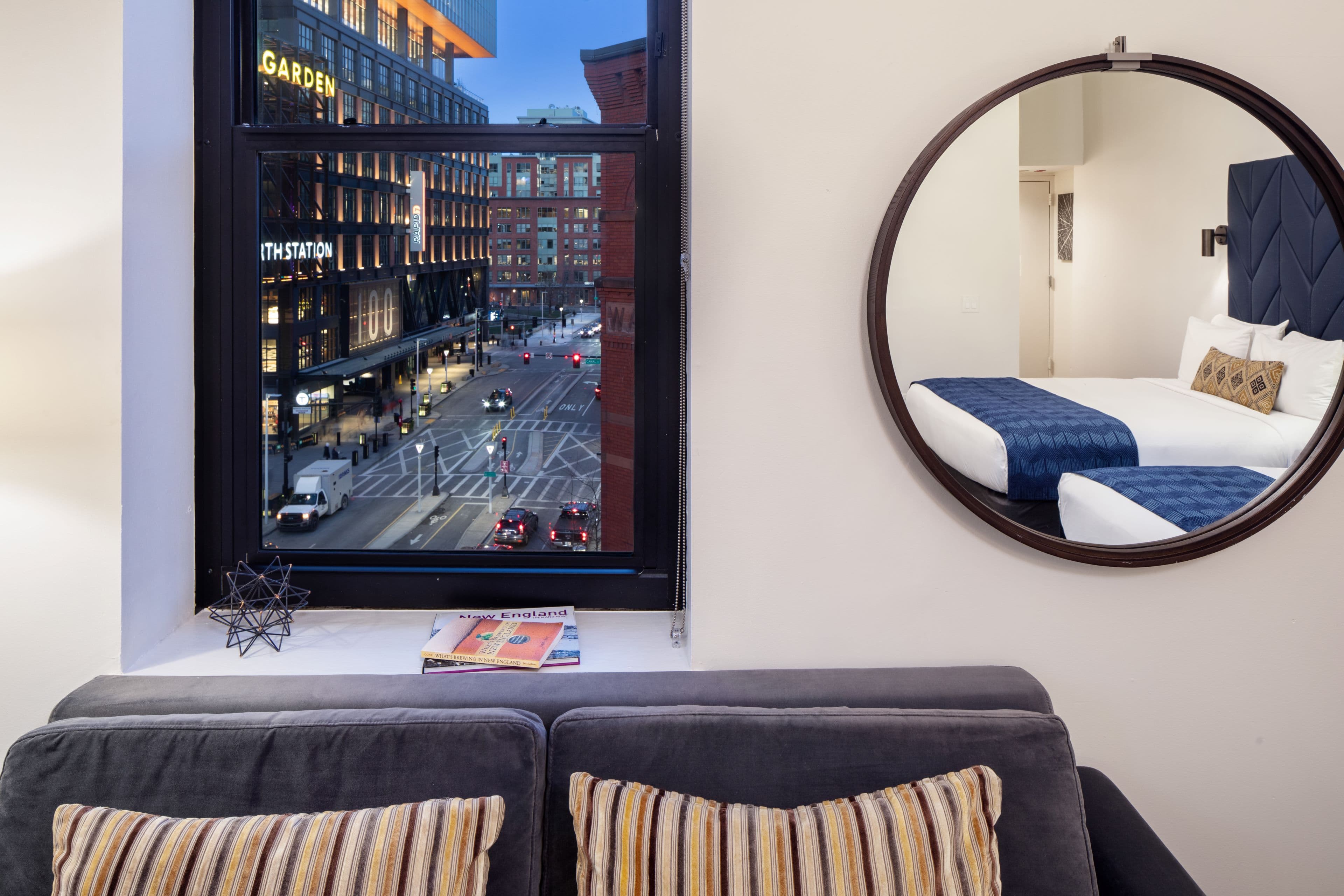 Hotel Indigo Boston Garden — 57