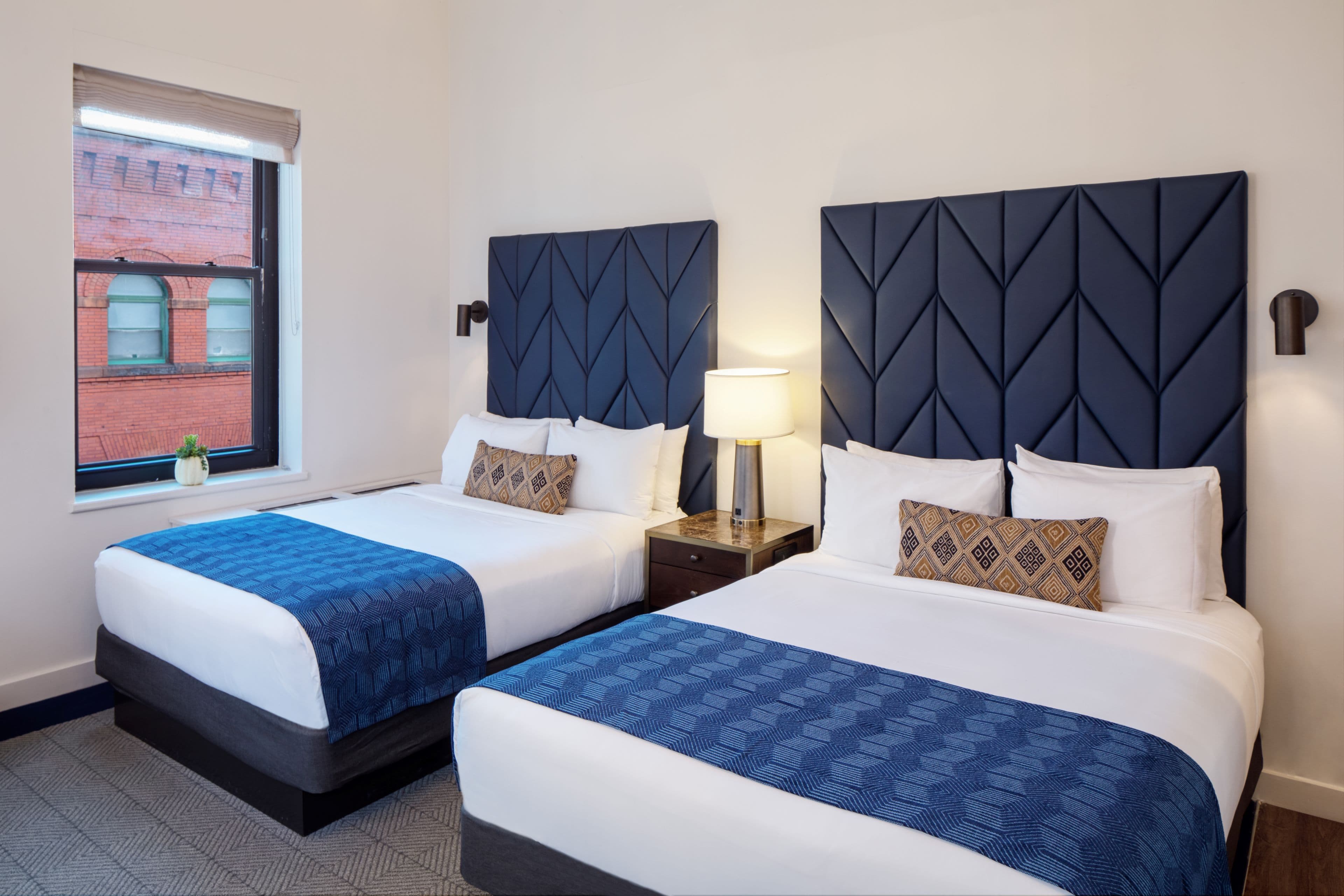 Hotel Indigo Boston Garden — 41