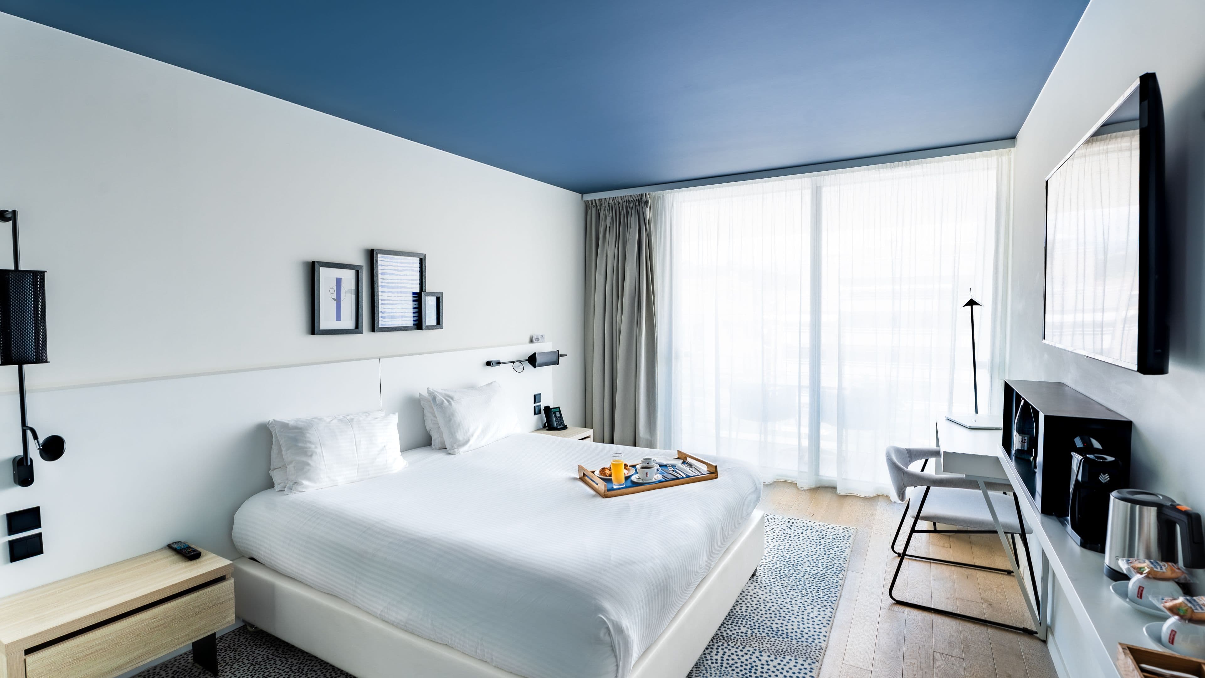 Hotel Indigo Cagnes-sur-Mer — 16