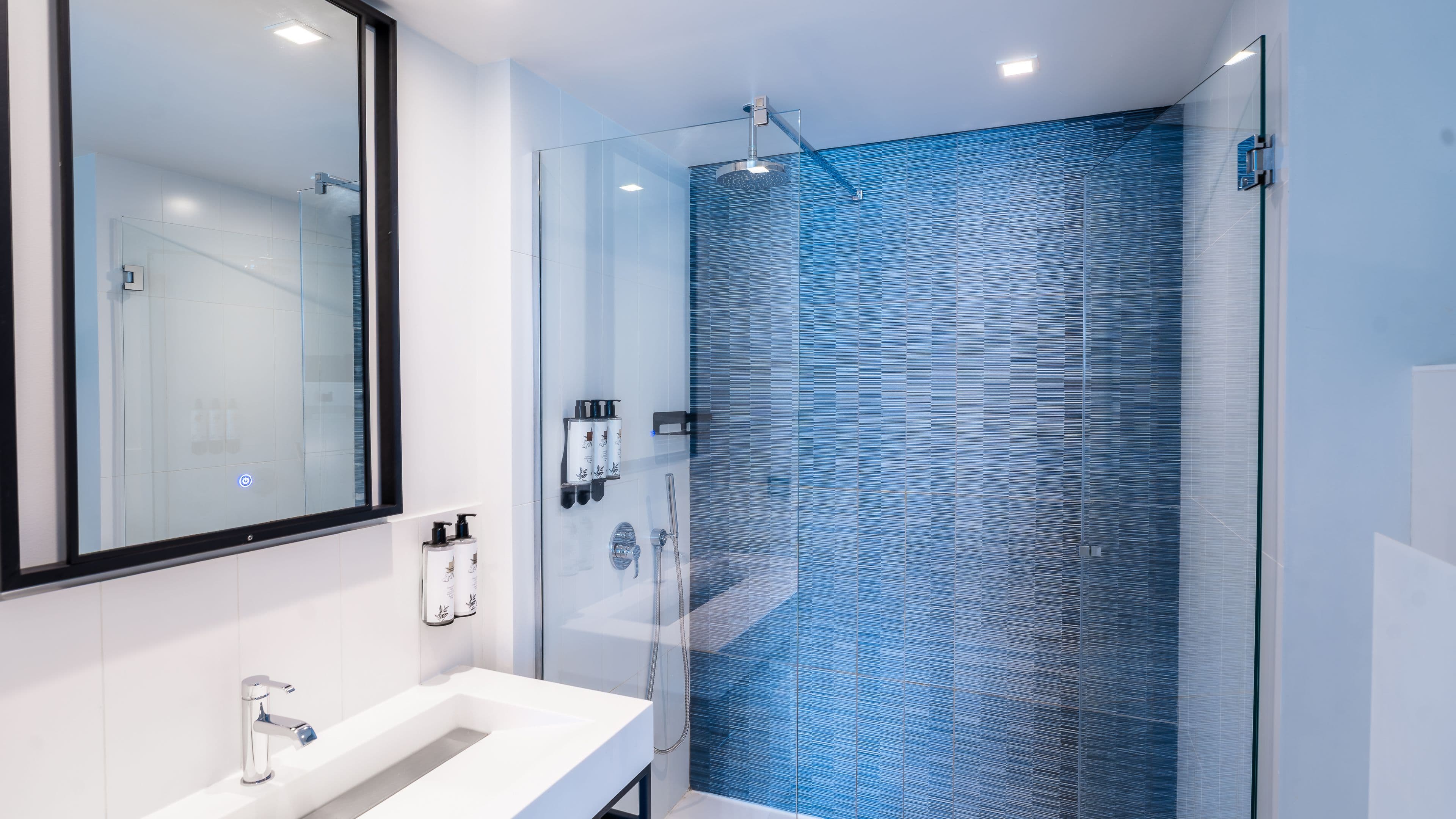 Hotel Indigo Cagnes-sur-Mer — 15