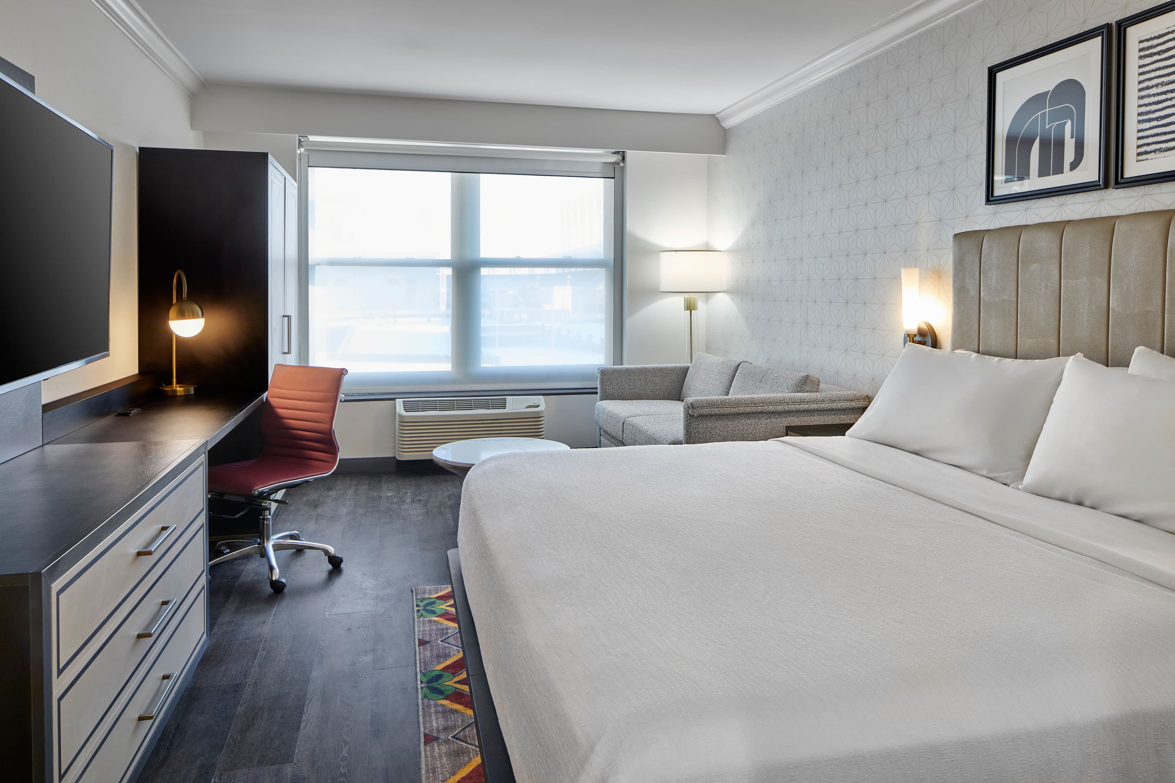 Hotel Indigo Cleveland Downtown — 7