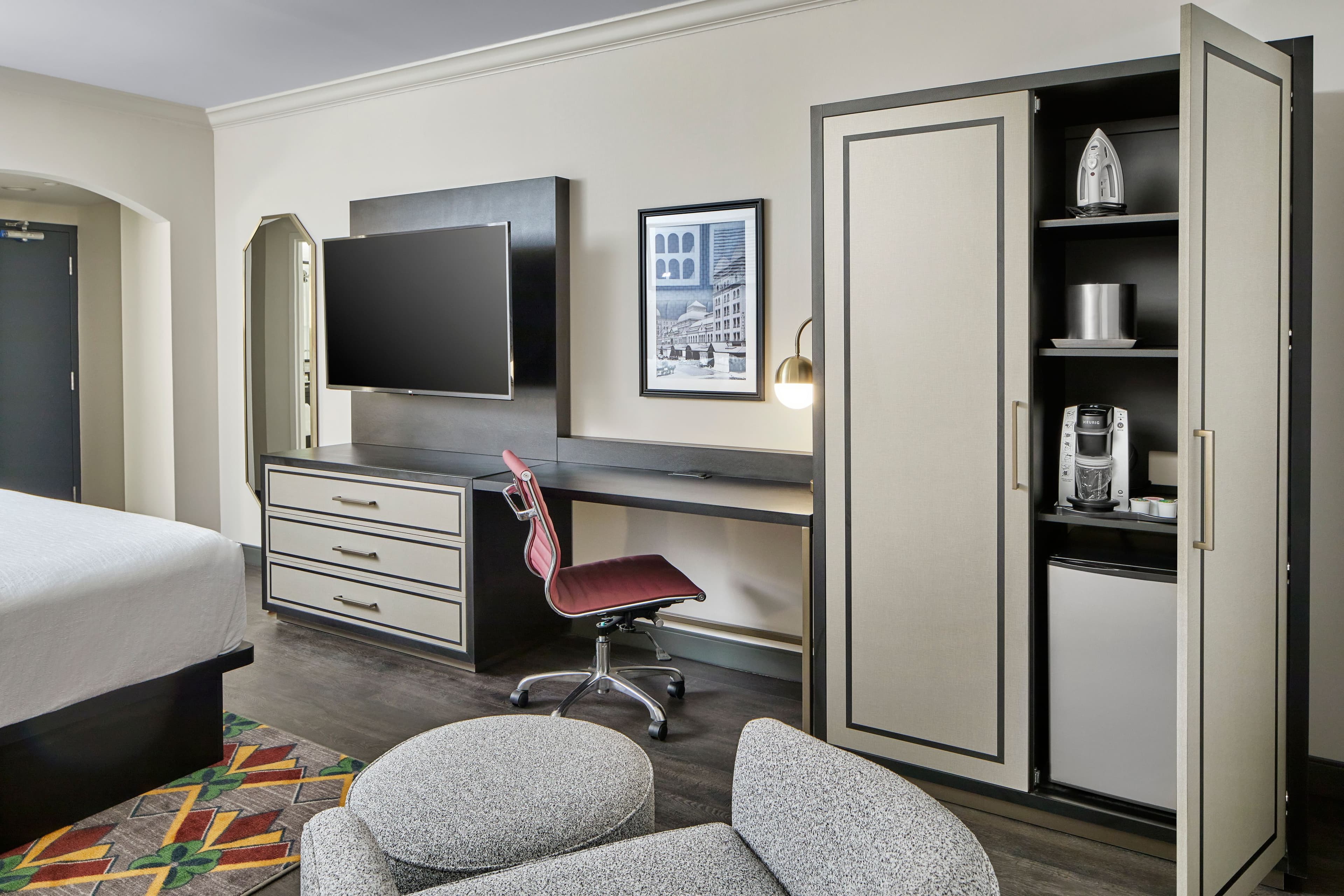 Hotel Indigo Cleveland Downtown — 10