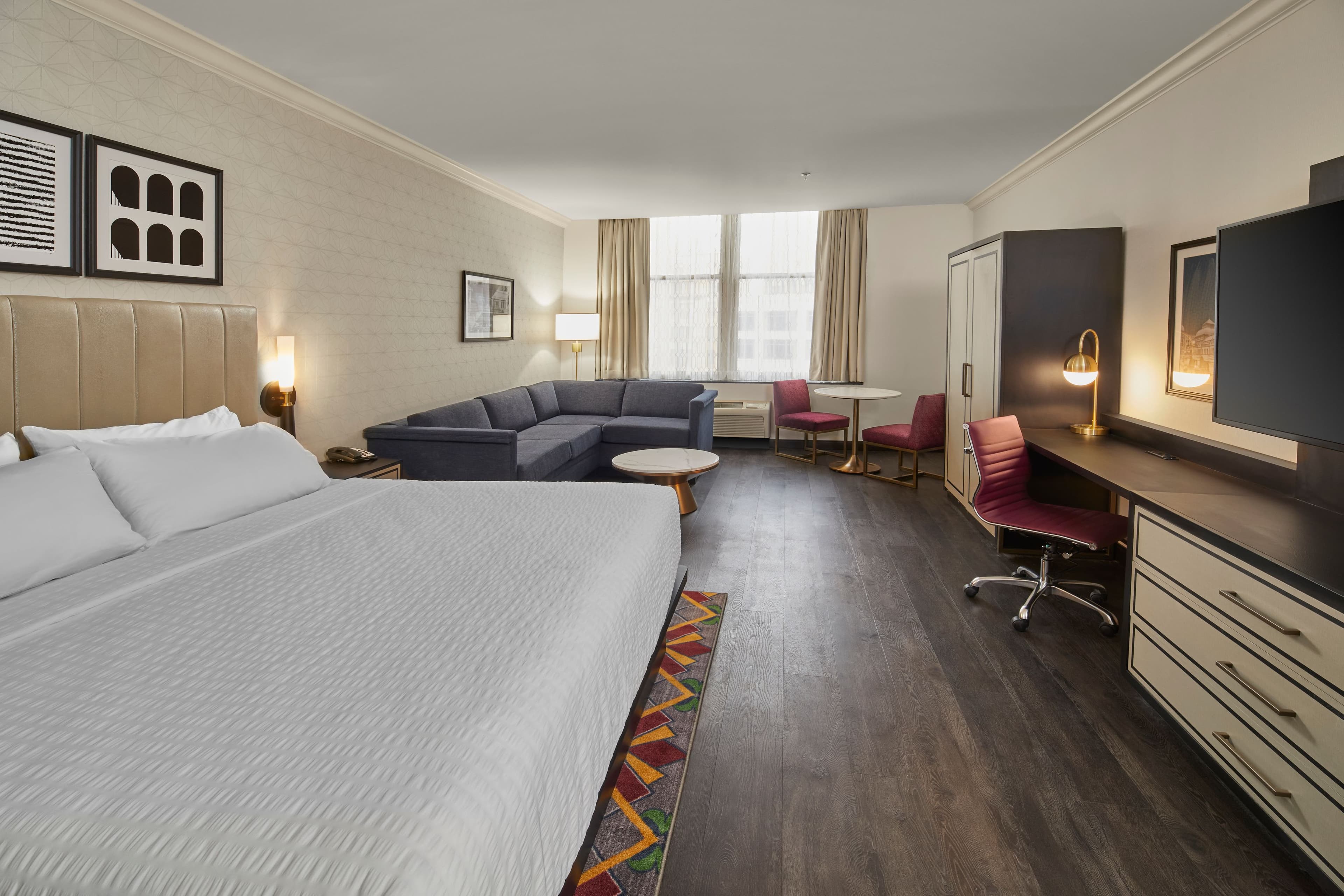 Hotel Indigo Cleveland Downtown - Image 4