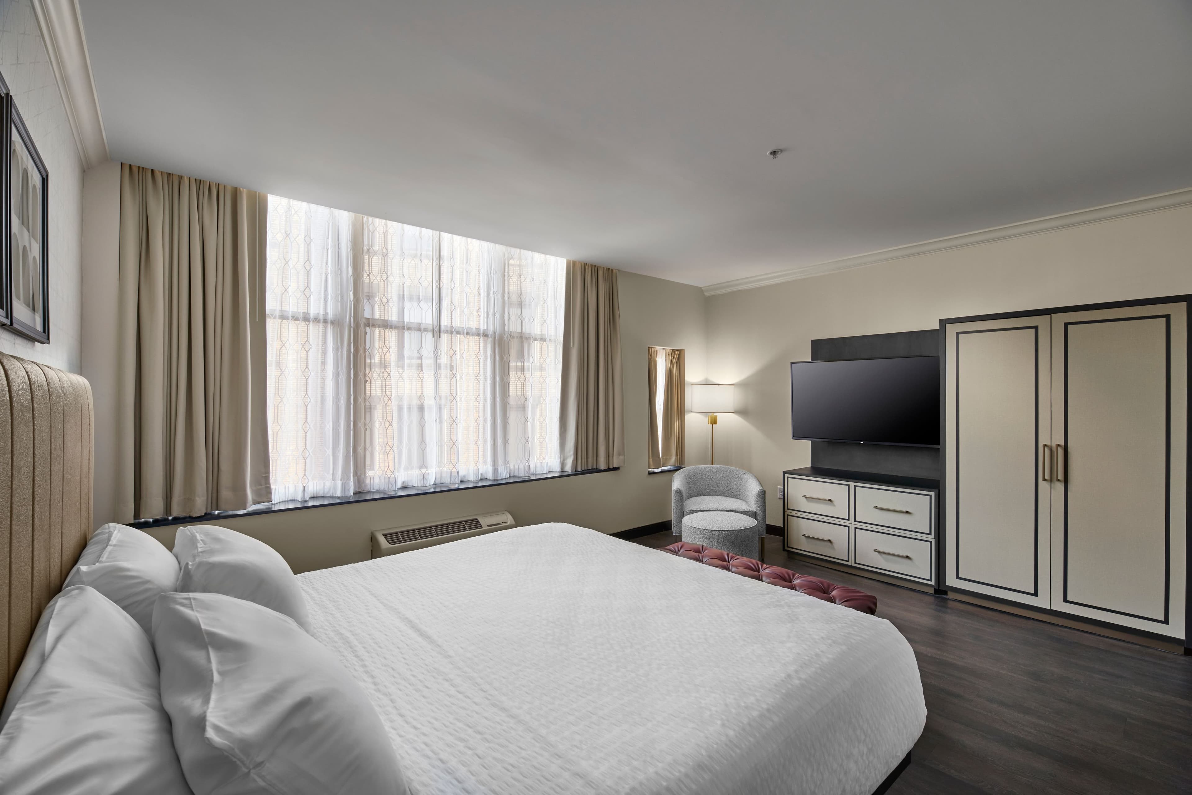 Hotel Indigo Cleveland Downtown — 33