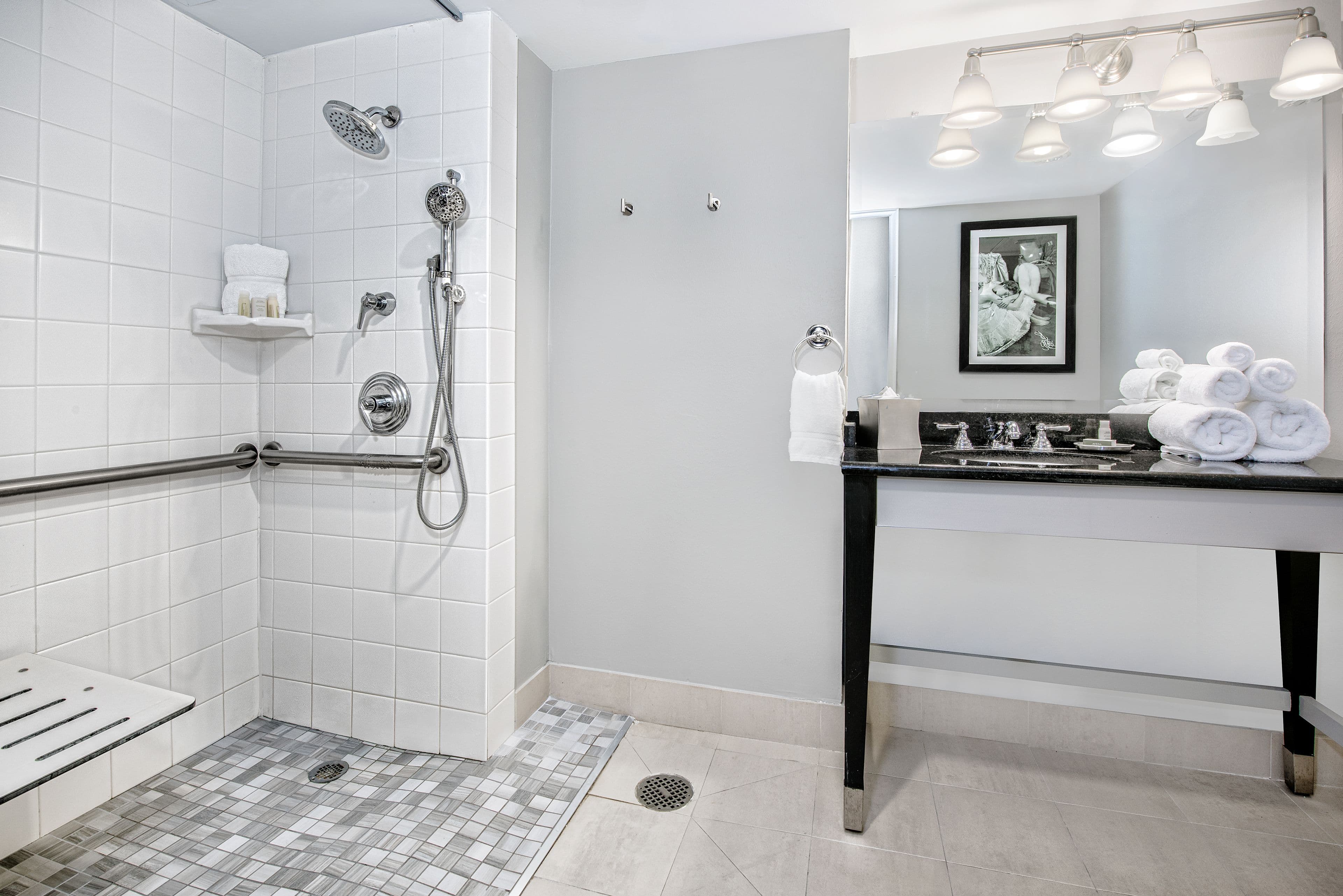 Hotel Indigo Dallas Downtown — 14