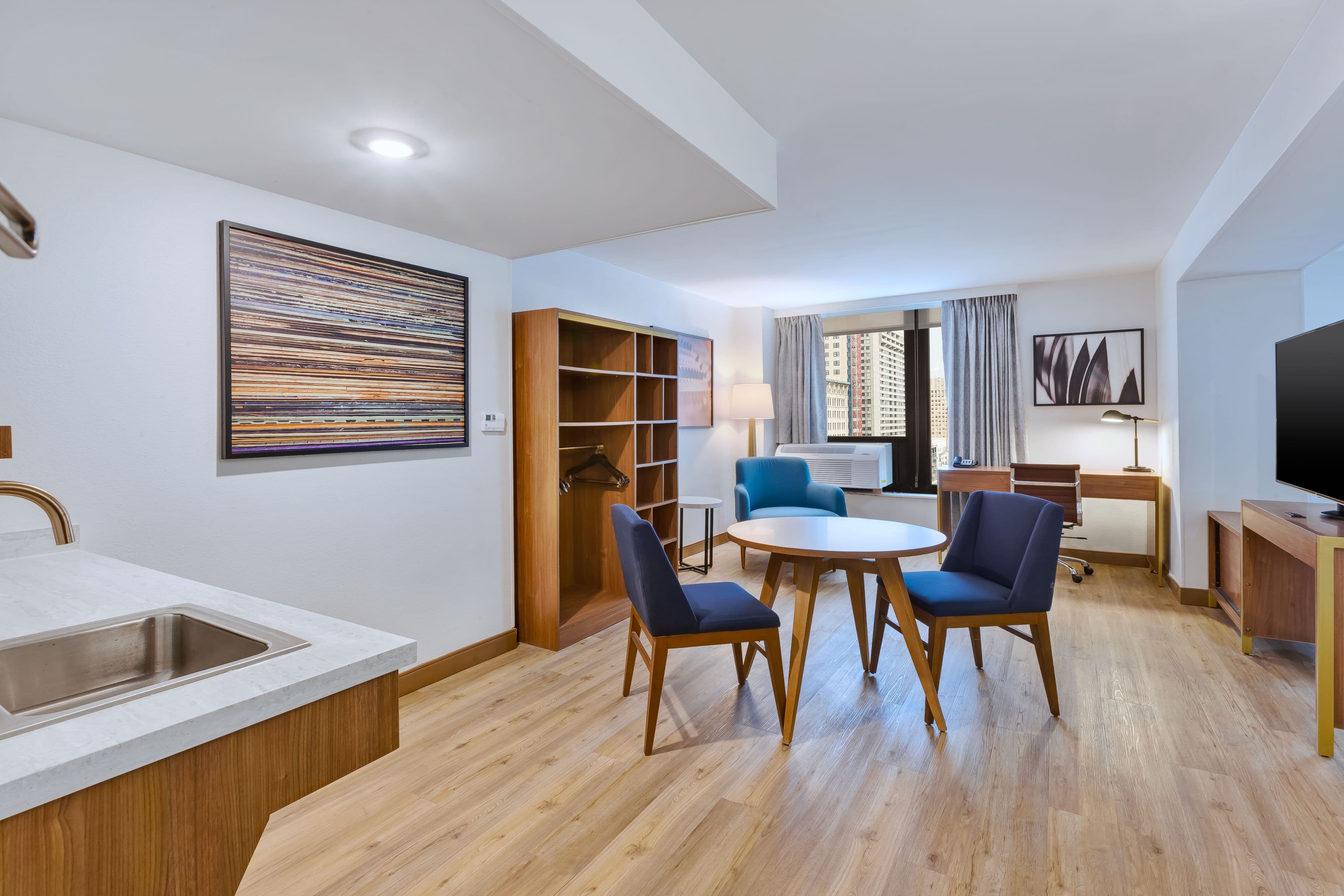 Hotel Indigo Detroit Downtown — 54