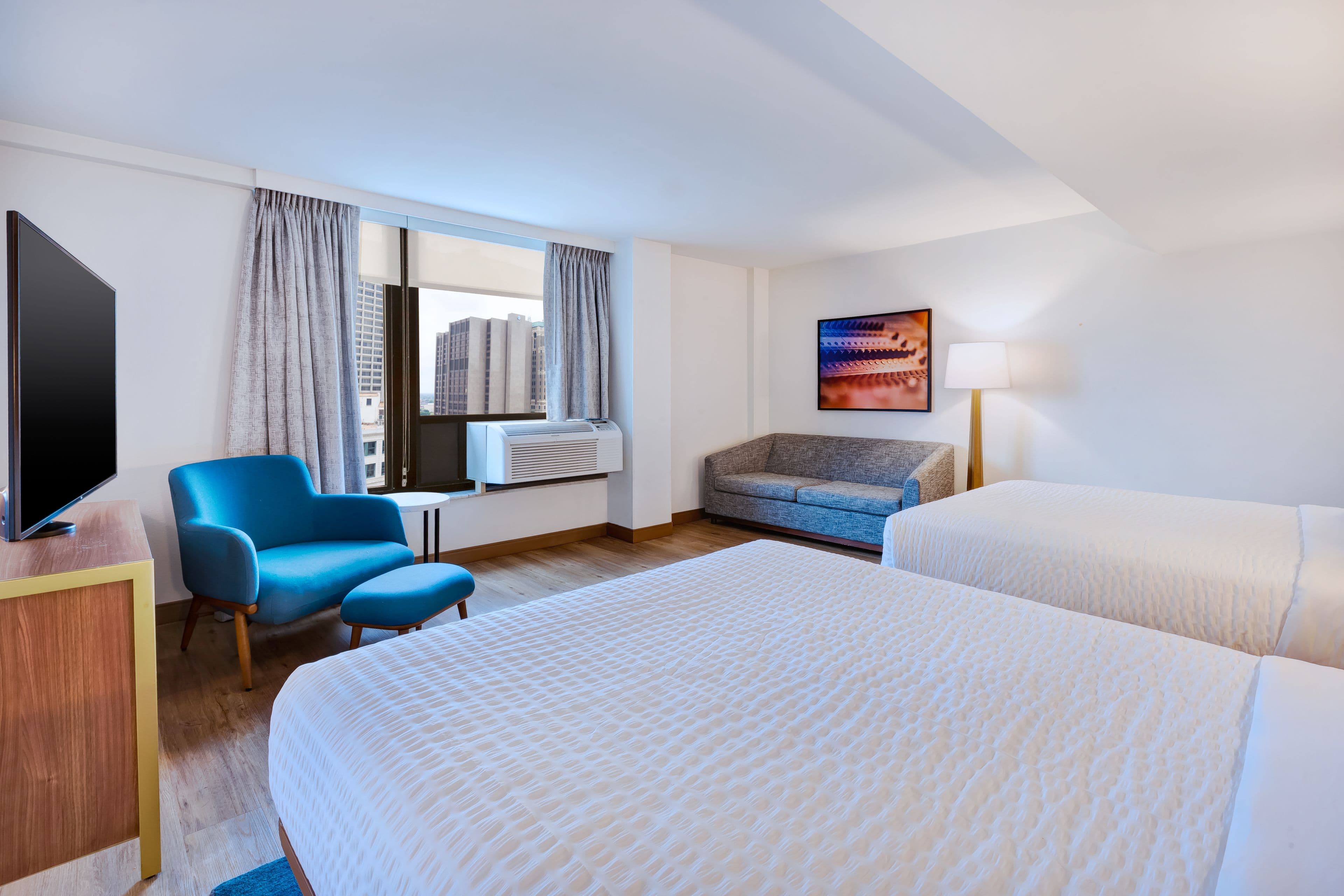 Hotel Indigo Detroit Downtown — 59