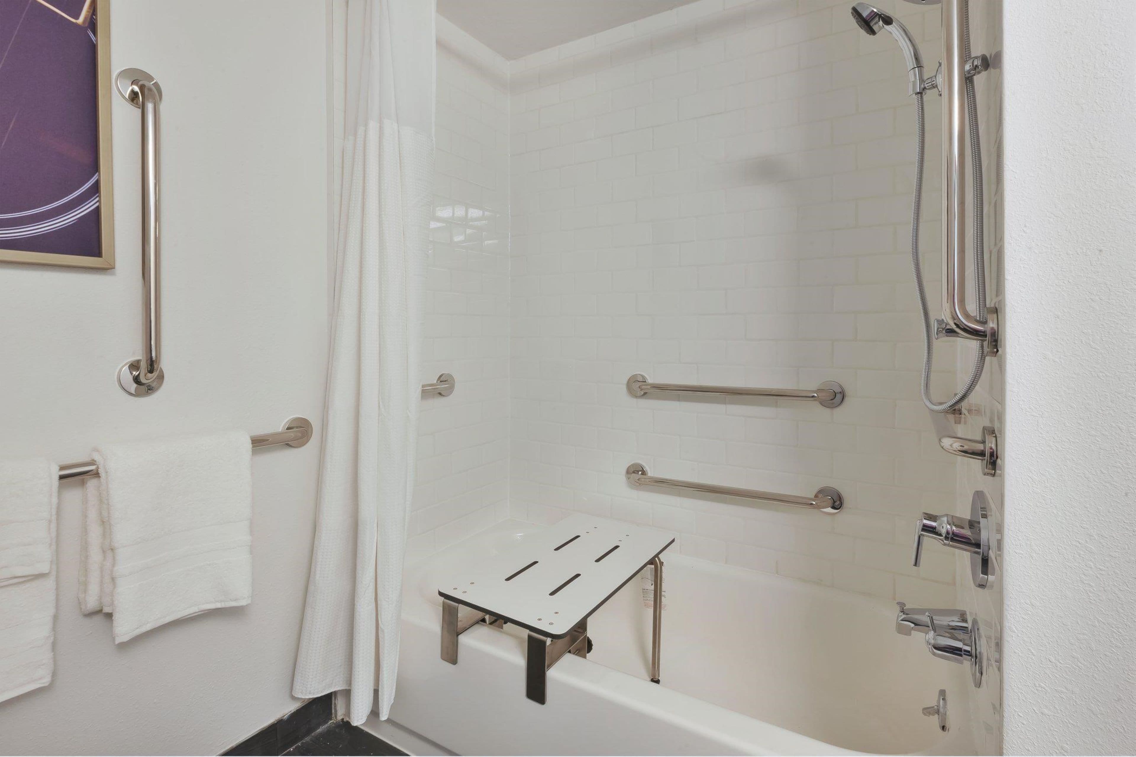 Hotel Indigo Detroit Downtown — 28