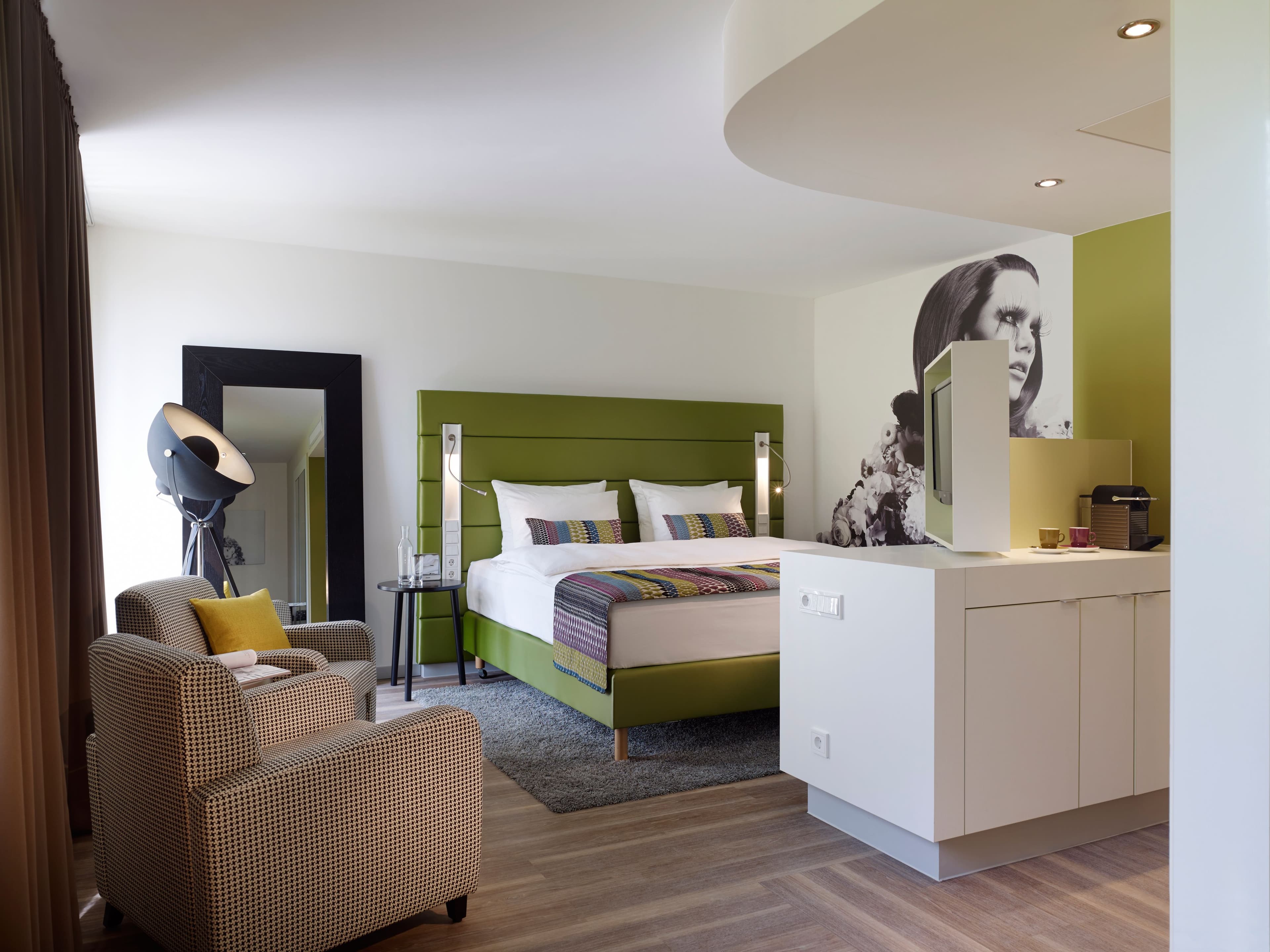 Hotel Indigo Dusseldorf — 6