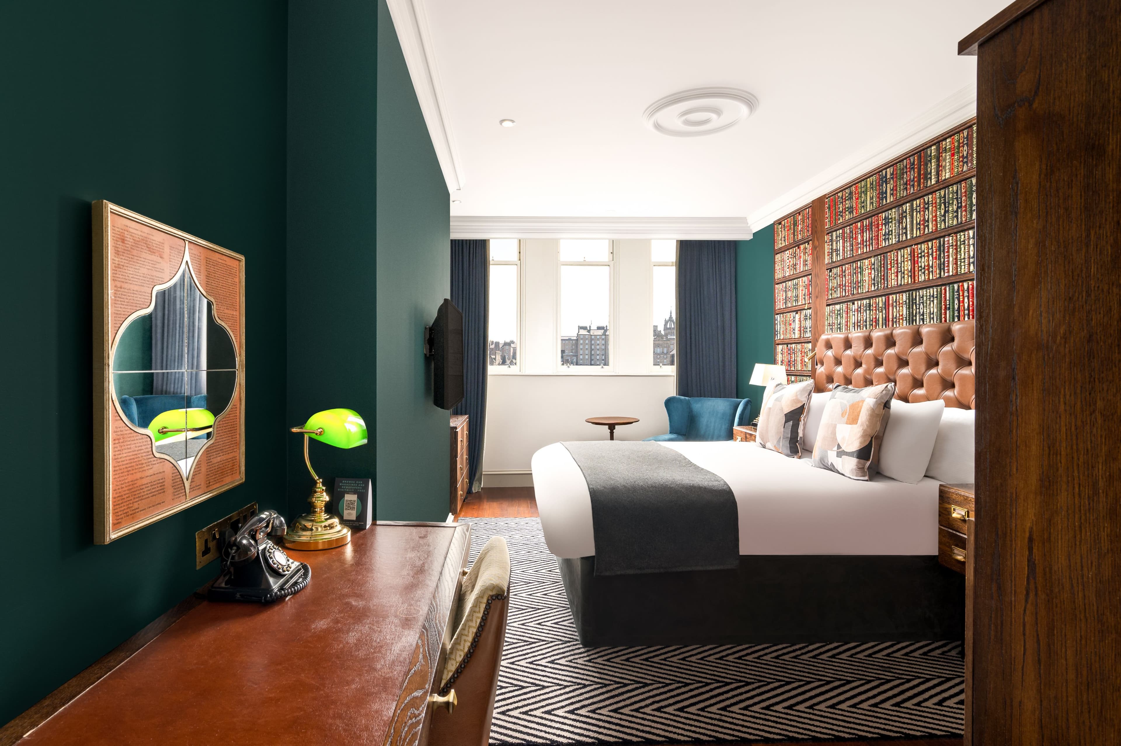 Hotel Indigo Edinburgh - Princes Street — 9