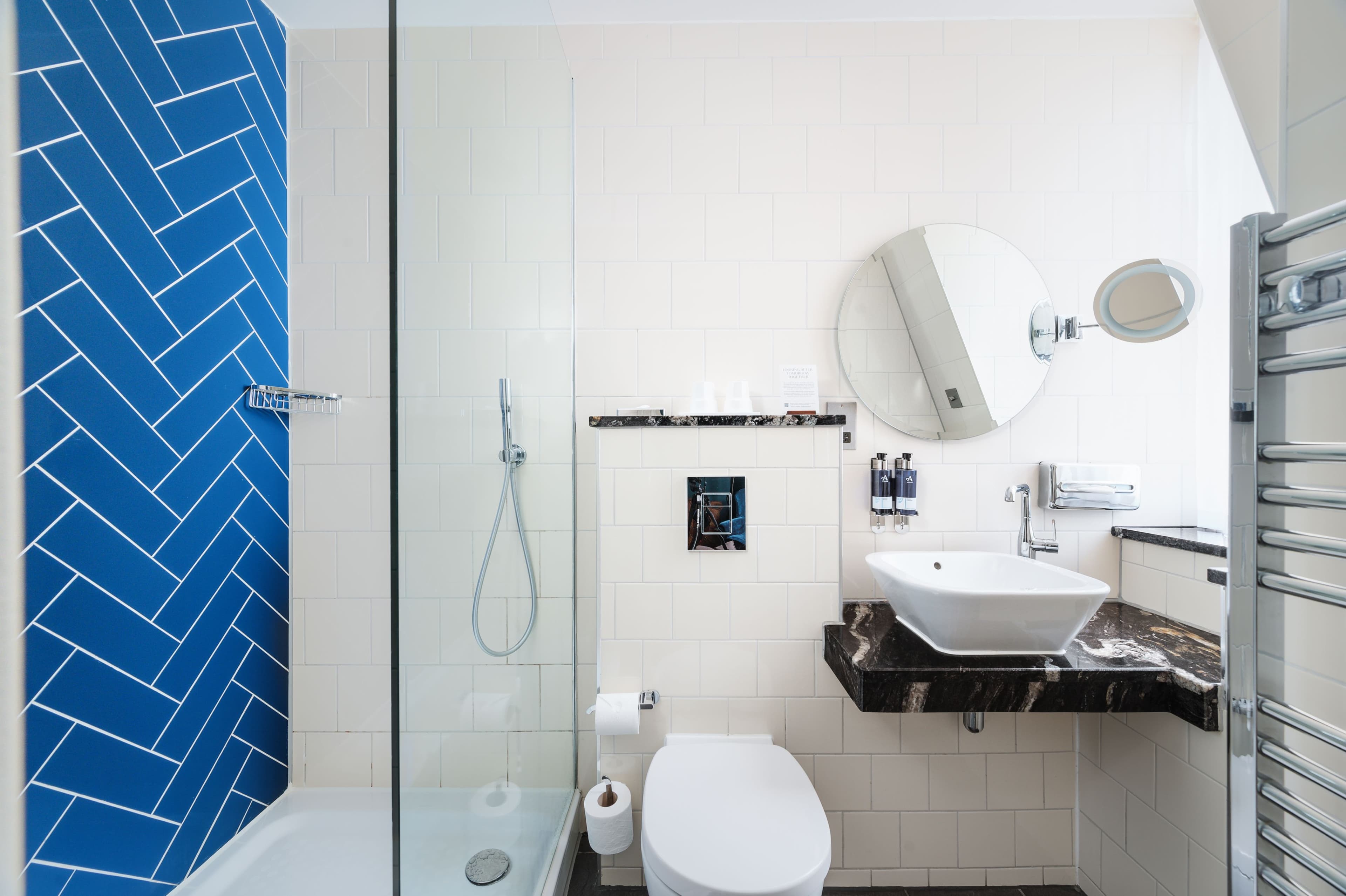 Hotel Indigo Edinburgh - Princes Street - Image 5