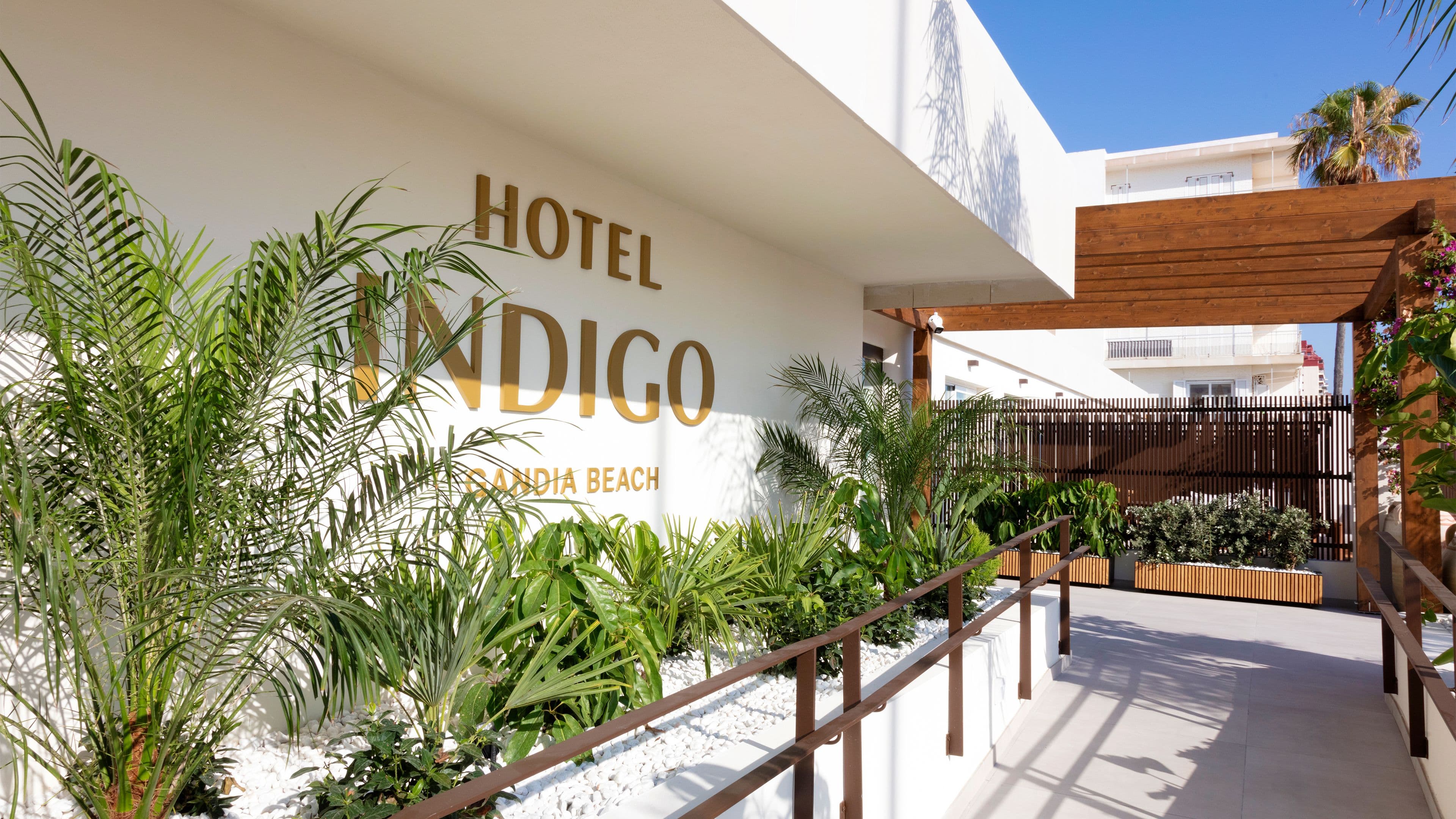 Hotel Indigo Gandia - Beach - Image 1