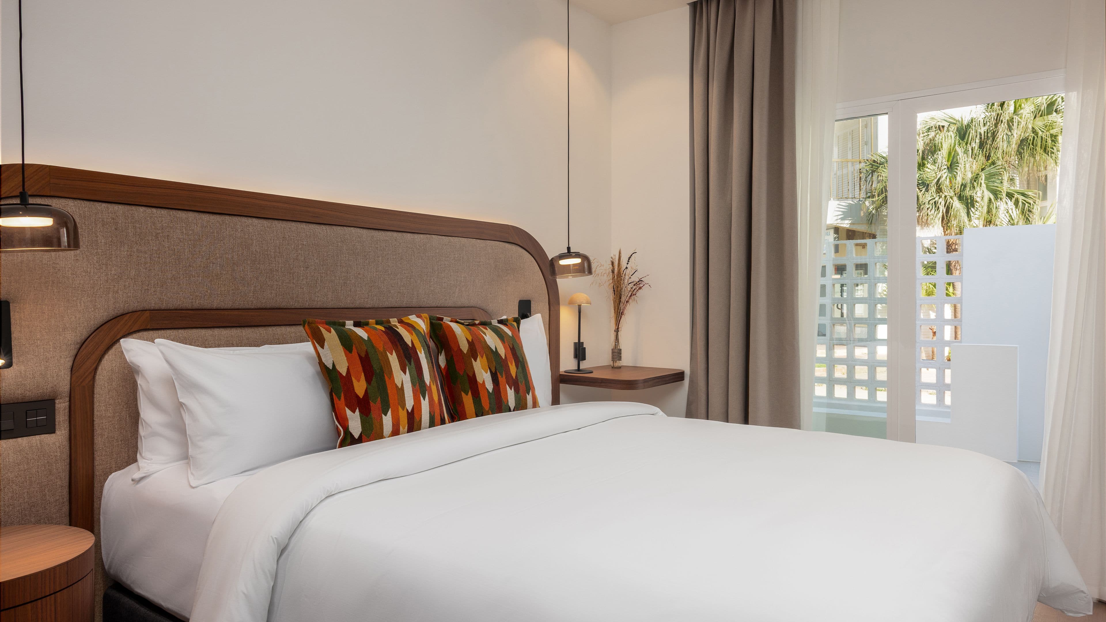Standard Room - Image 8