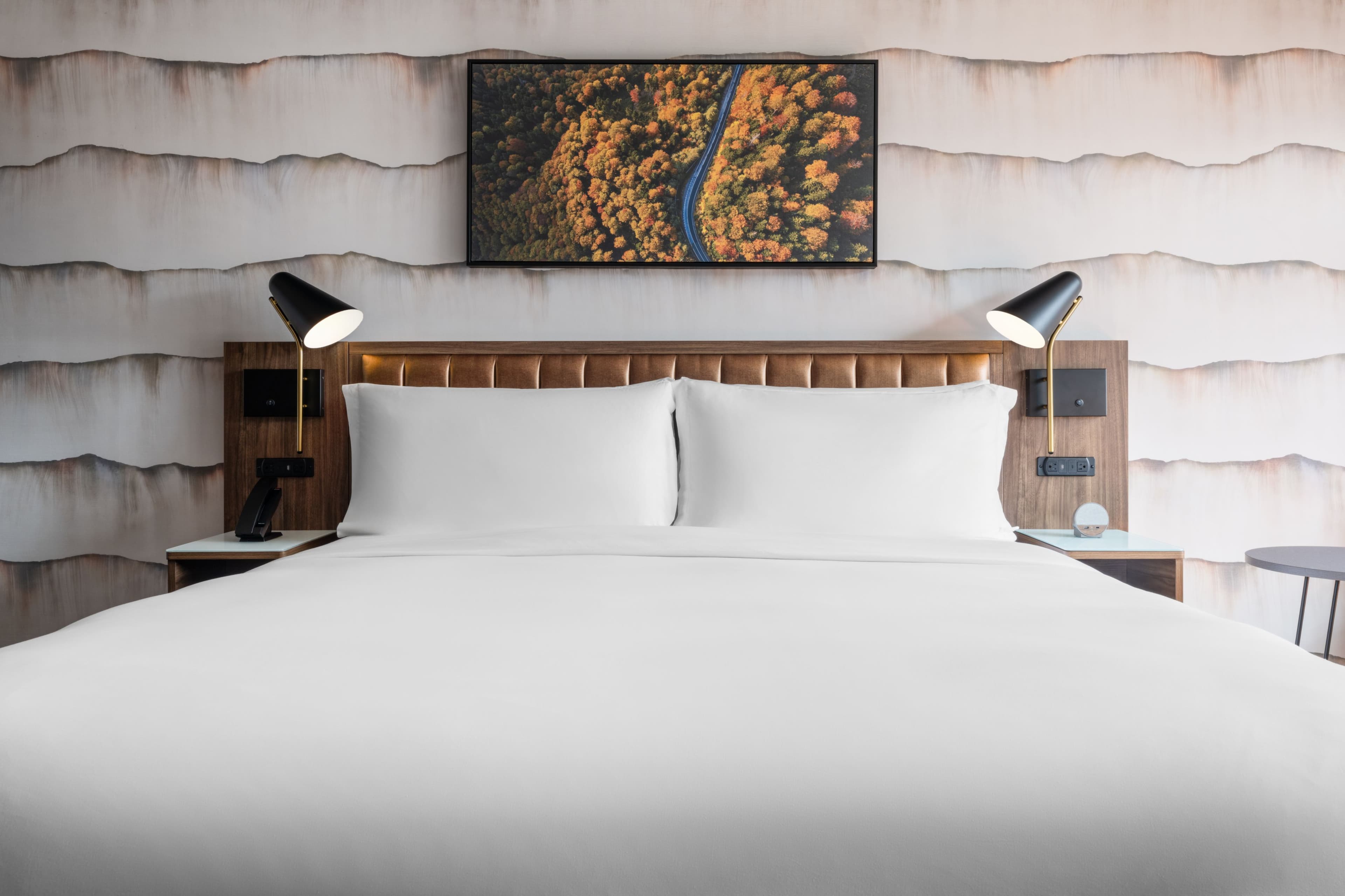 Hotel Indigo Gatlinburg Downtown — 10