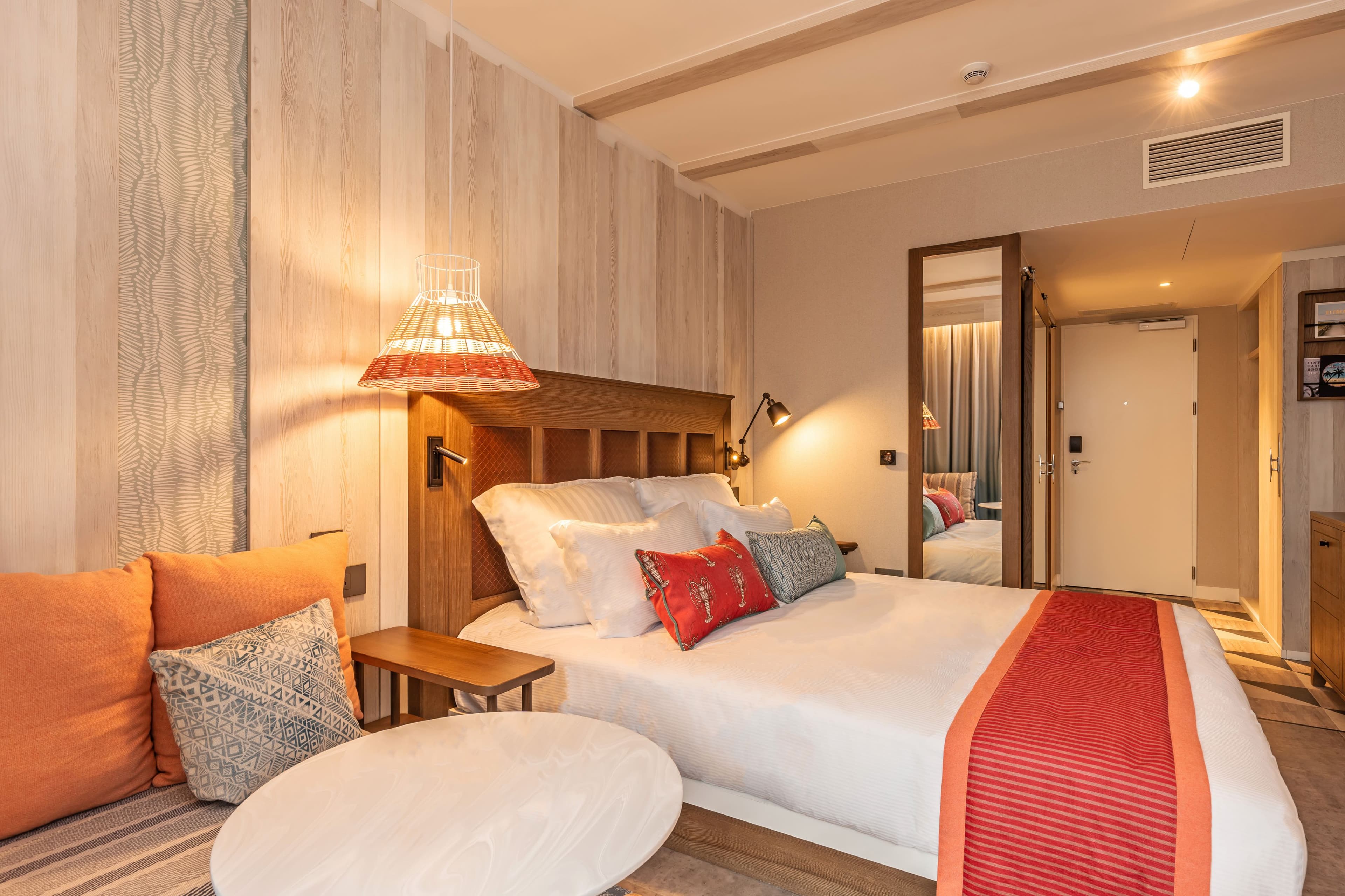 Hotel Indigo Turks & Caicos Grace Bay - Image 4