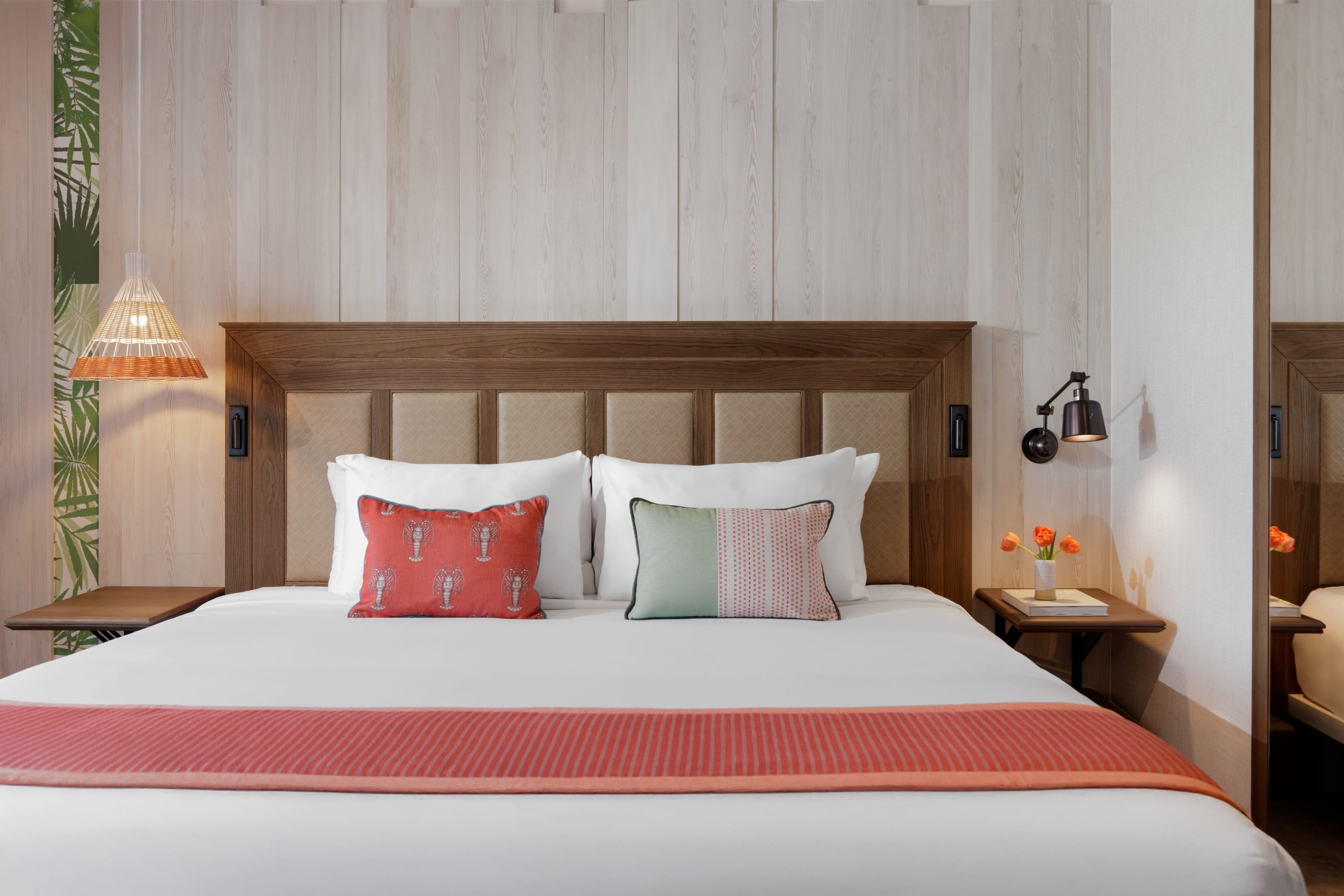 Hotel Indigo Turks & Caicos Grace Bay — 3