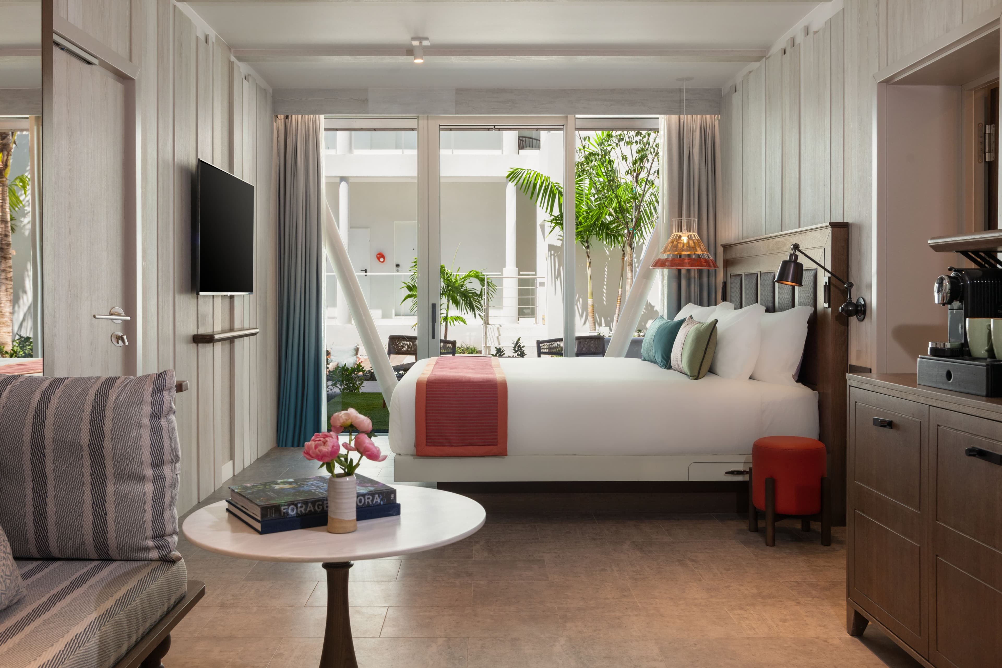 Hotel Indigo Turks & Caicos Grace Bay — 9