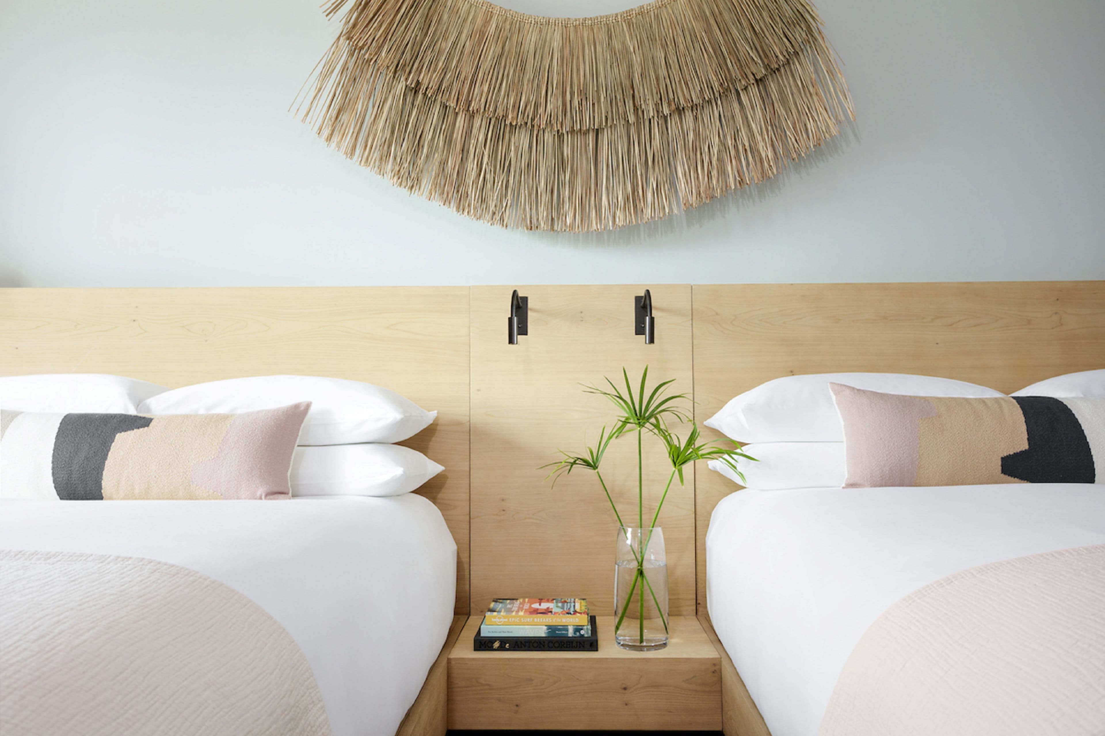 Hotel Indigo Grand Cayman — 15