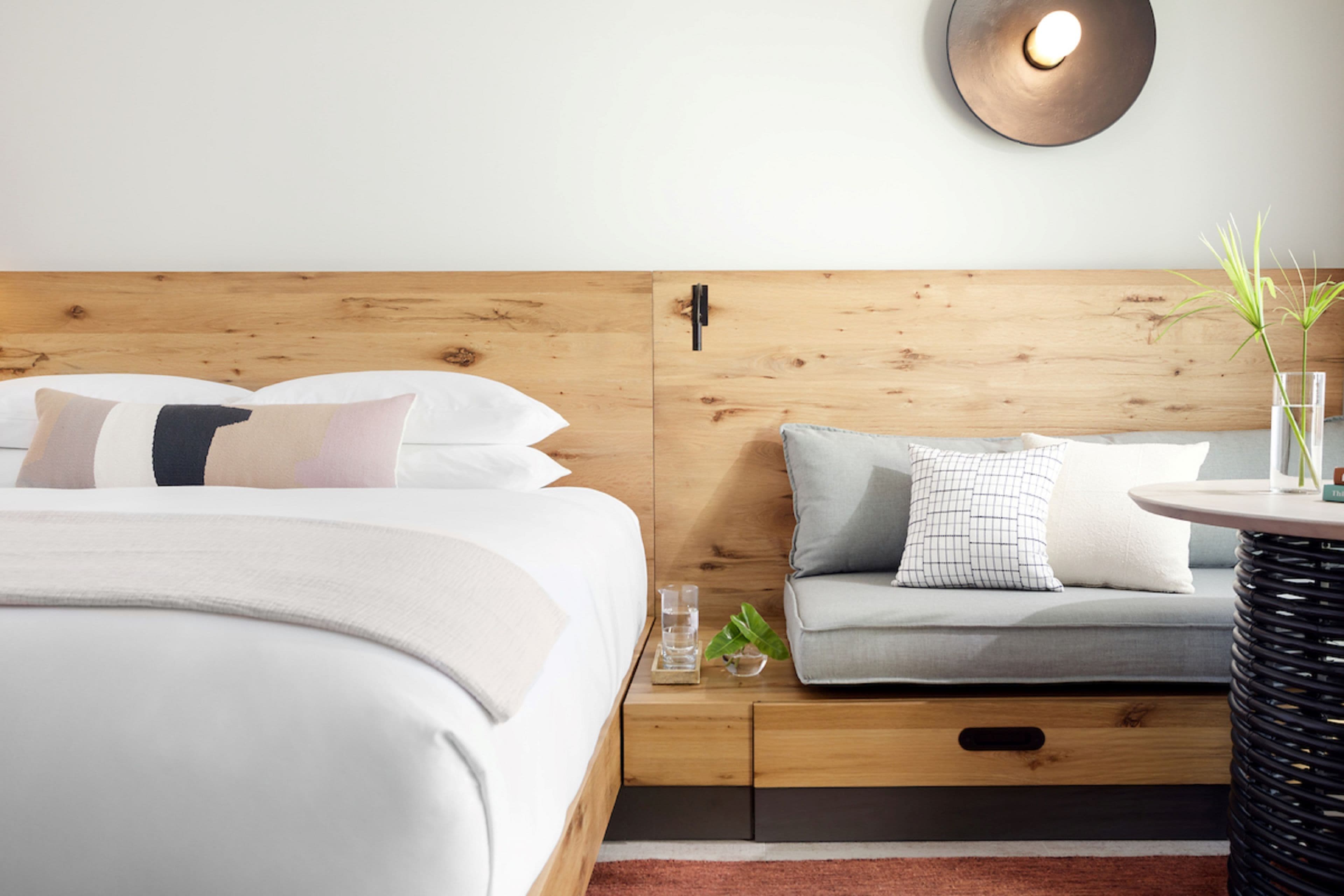 Hotel Indigo Grand Cayman — 8