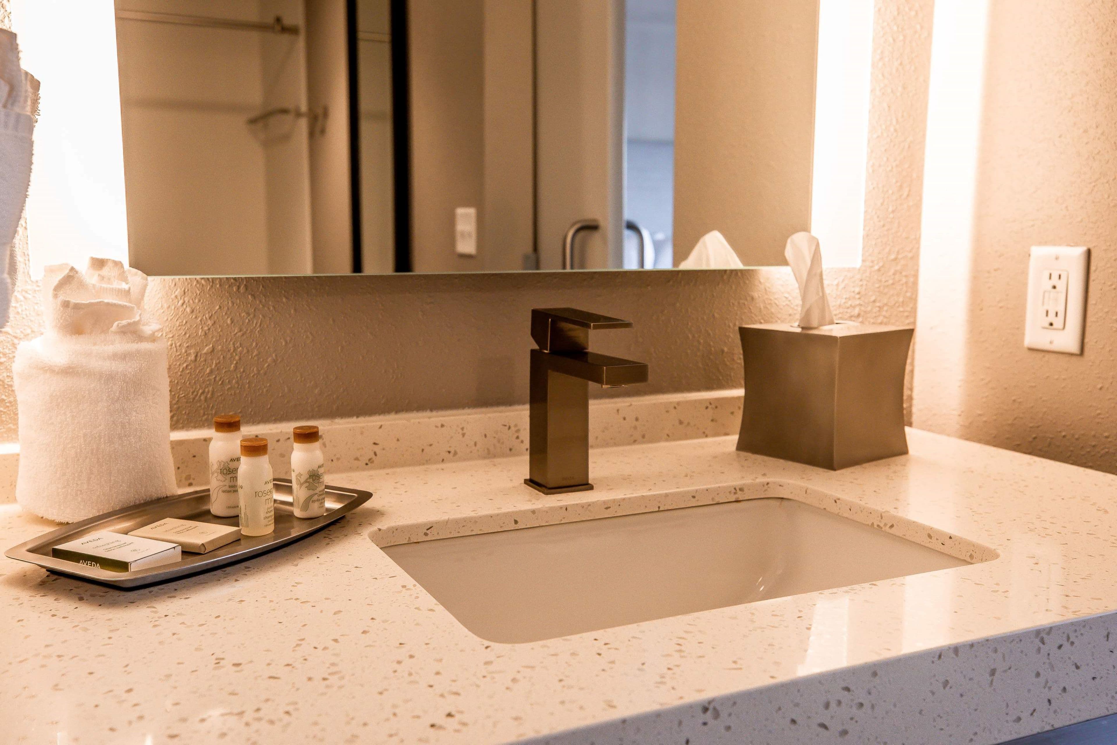 Hotel Indigo Harrisburg – Hershey — 12