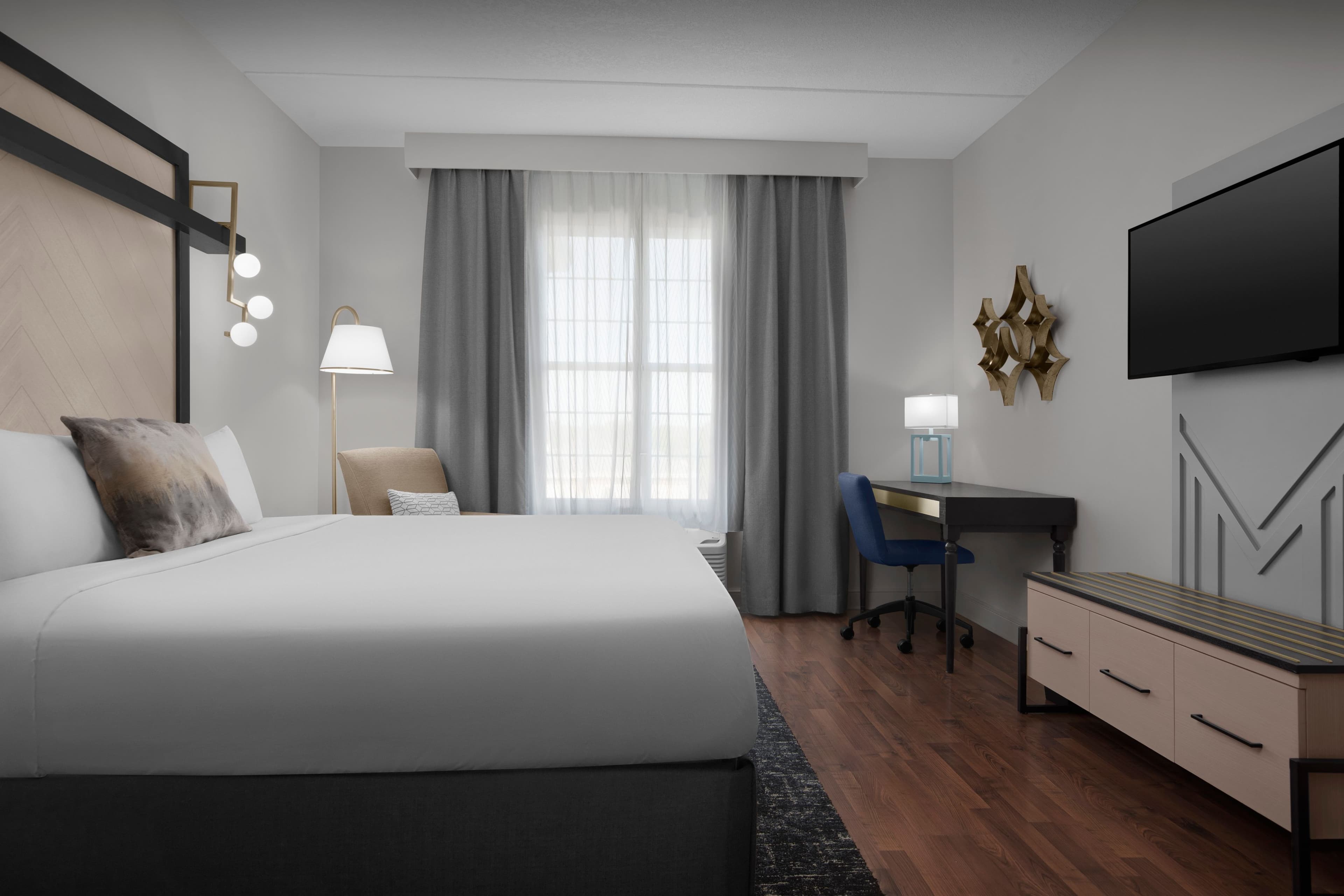 Hotel Indigo Jacksonville-Deerwood Park — 14