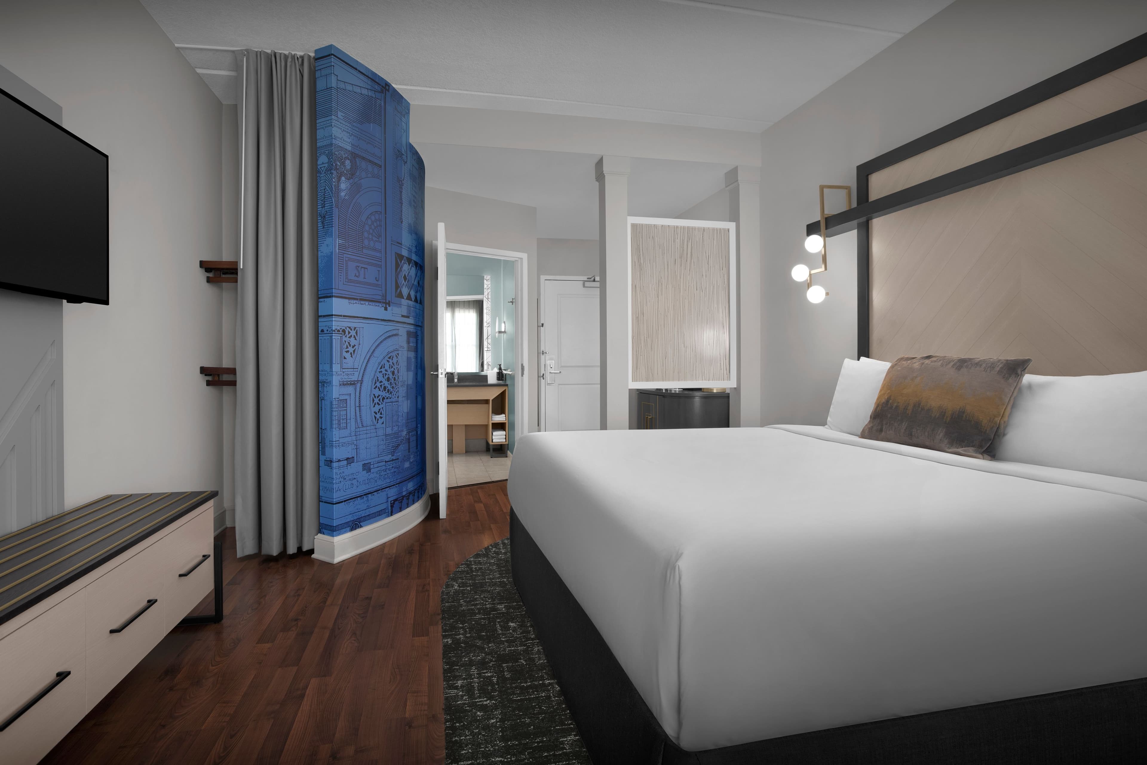 Hotel Indigo Jacksonville-Deerwood Park — 13