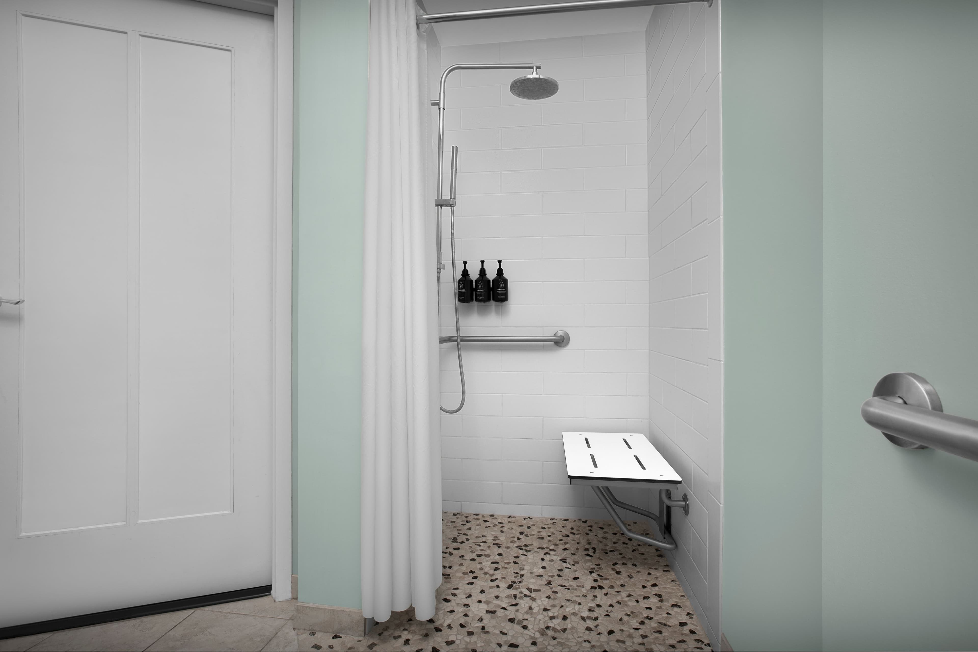 Hotel Indigo Jacksonville-Deerwood Park — 17