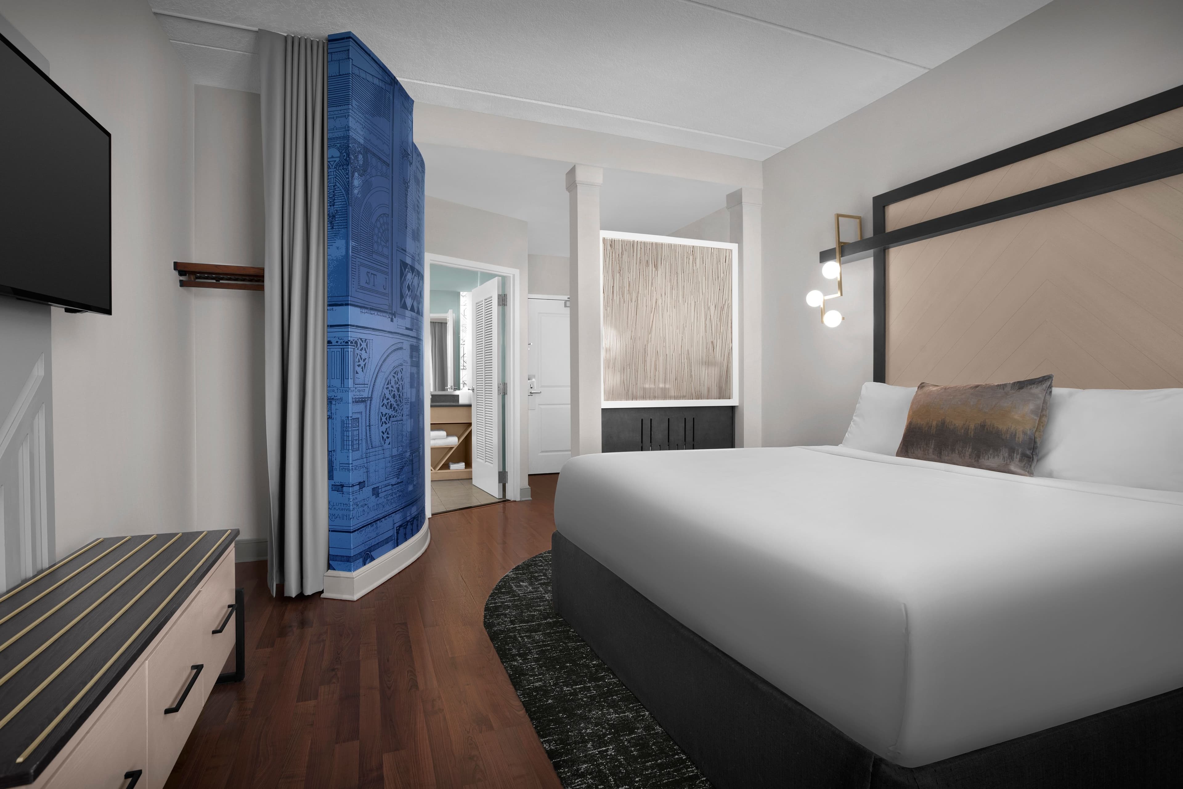 Hotel Indigo Jacksonville-Deerwood Park — 6