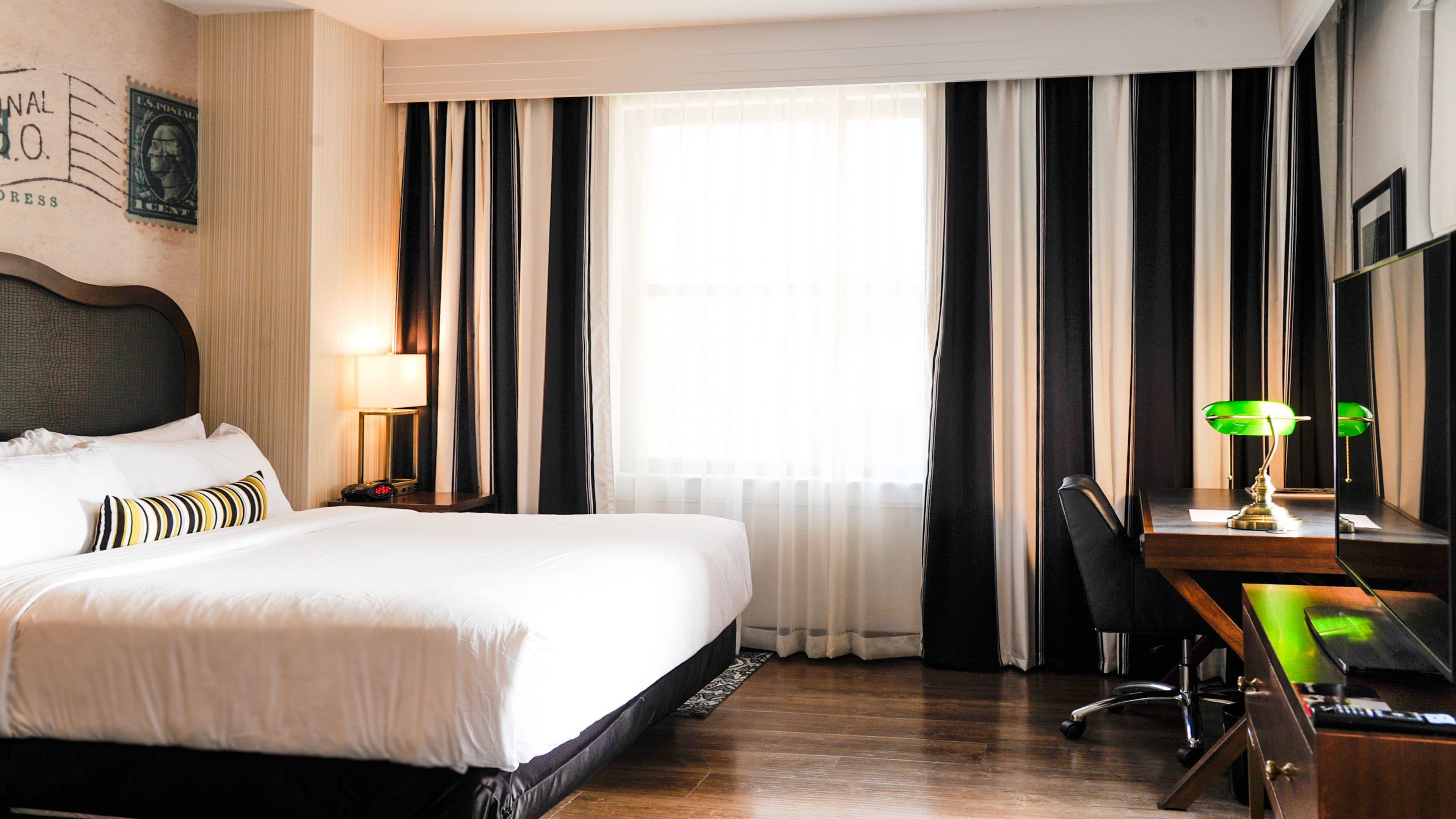 Hotel Indigo Kansas City Downtown - Image 2