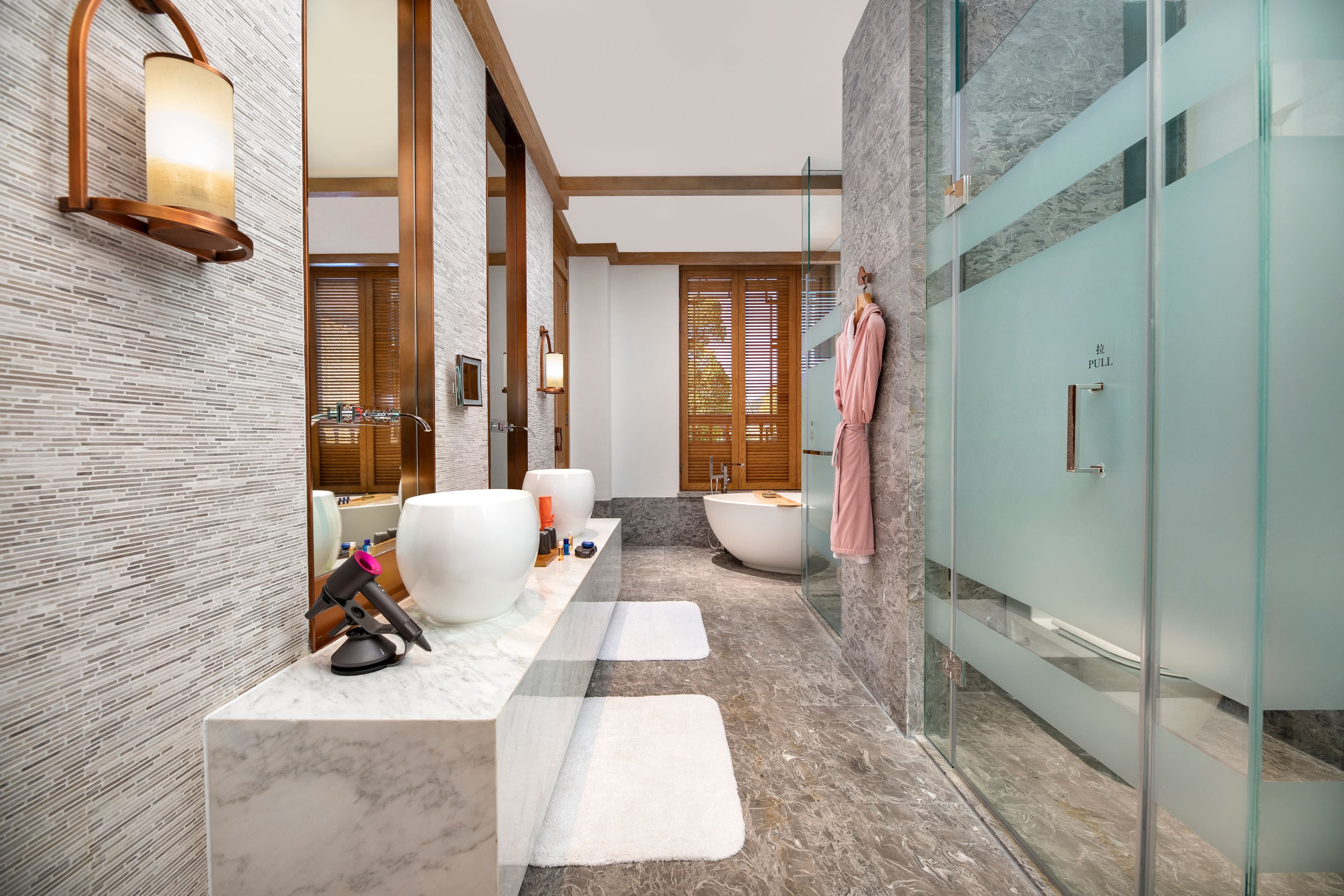 Standard Room - Image 3