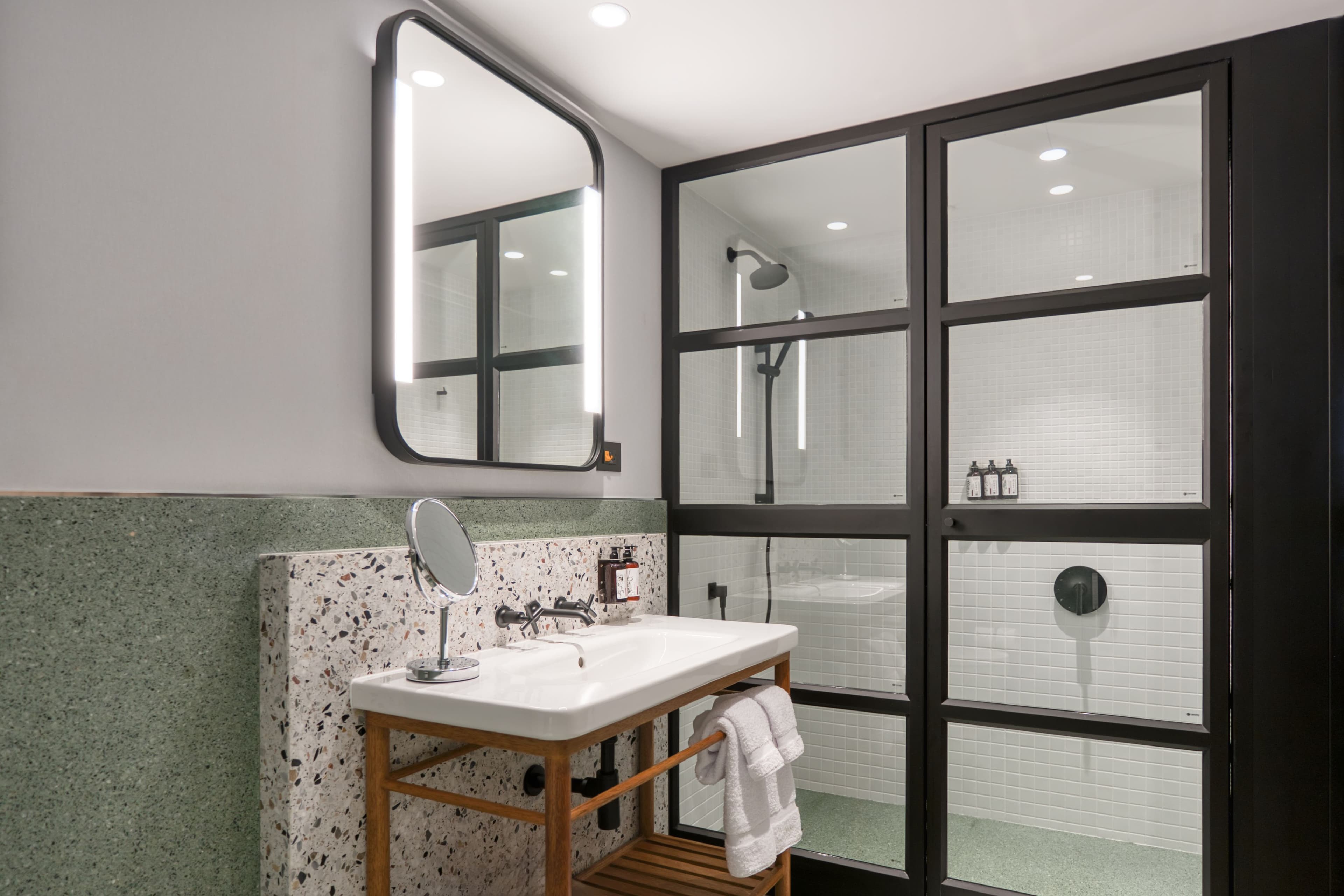 Hotel Indigo Lima Miraflores — 6