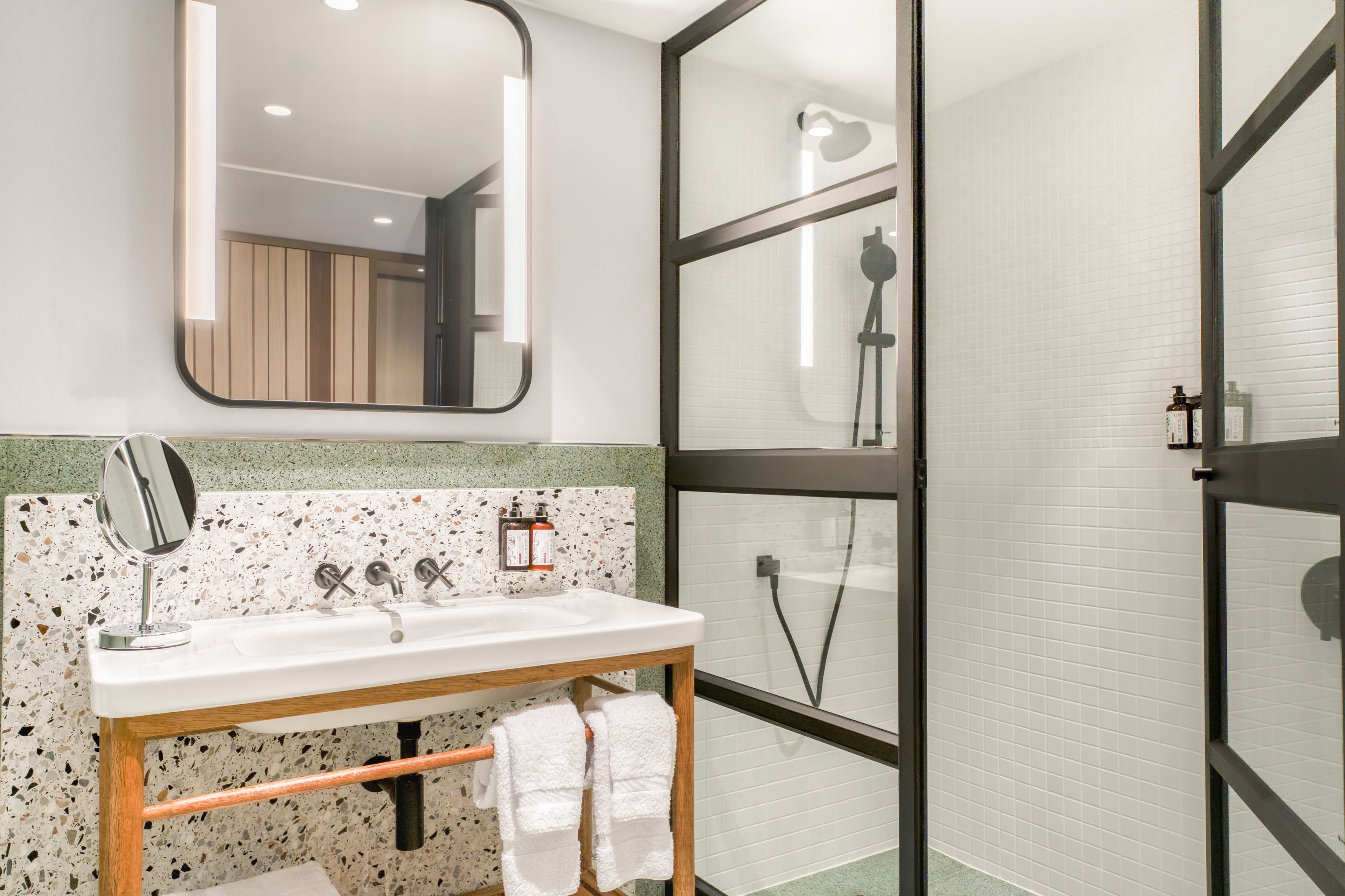 Hotel Indigo Lima Miraflores — 30