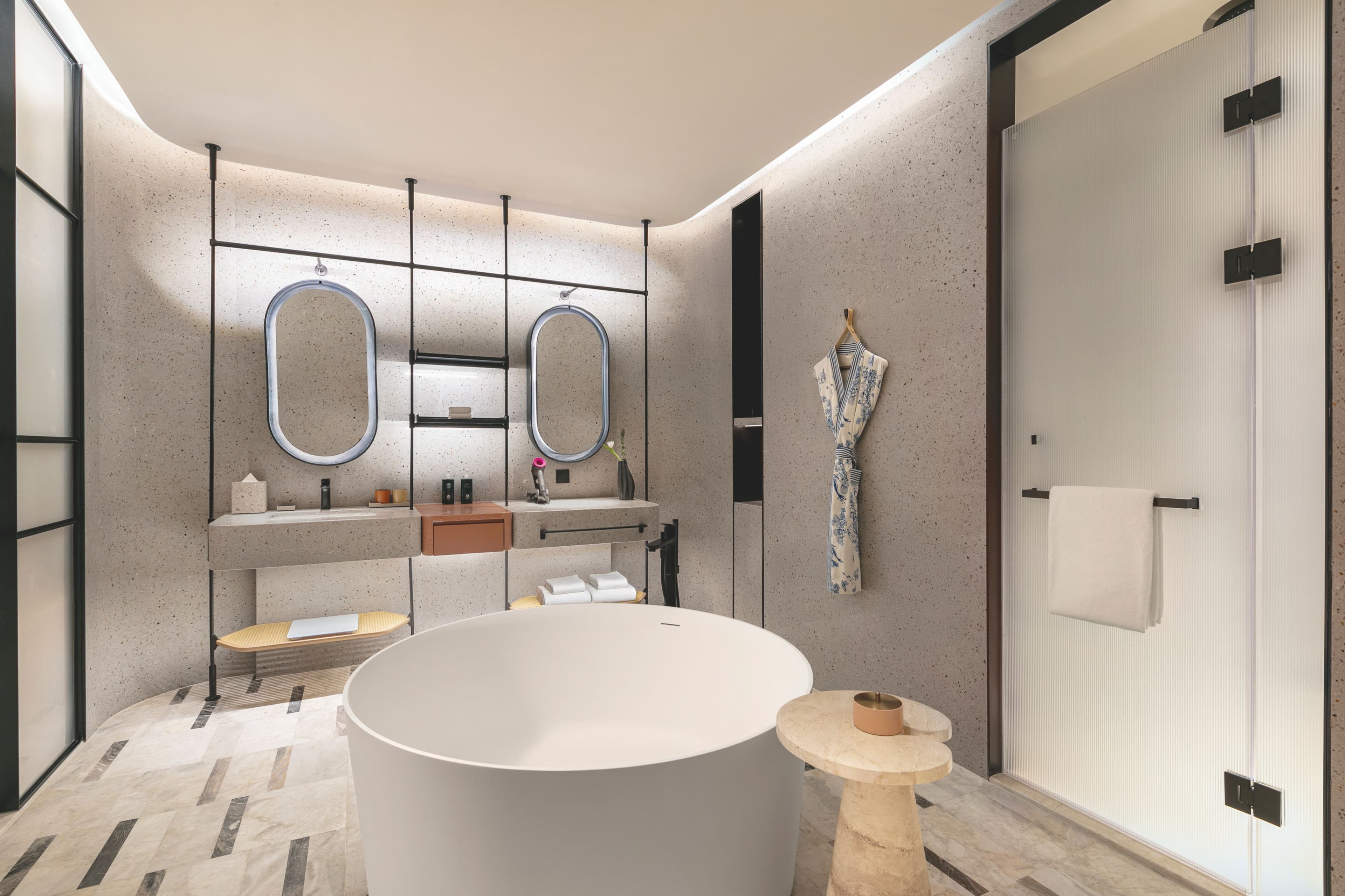 Hotel Indigo Hainan Clear Water Bay - Image 3