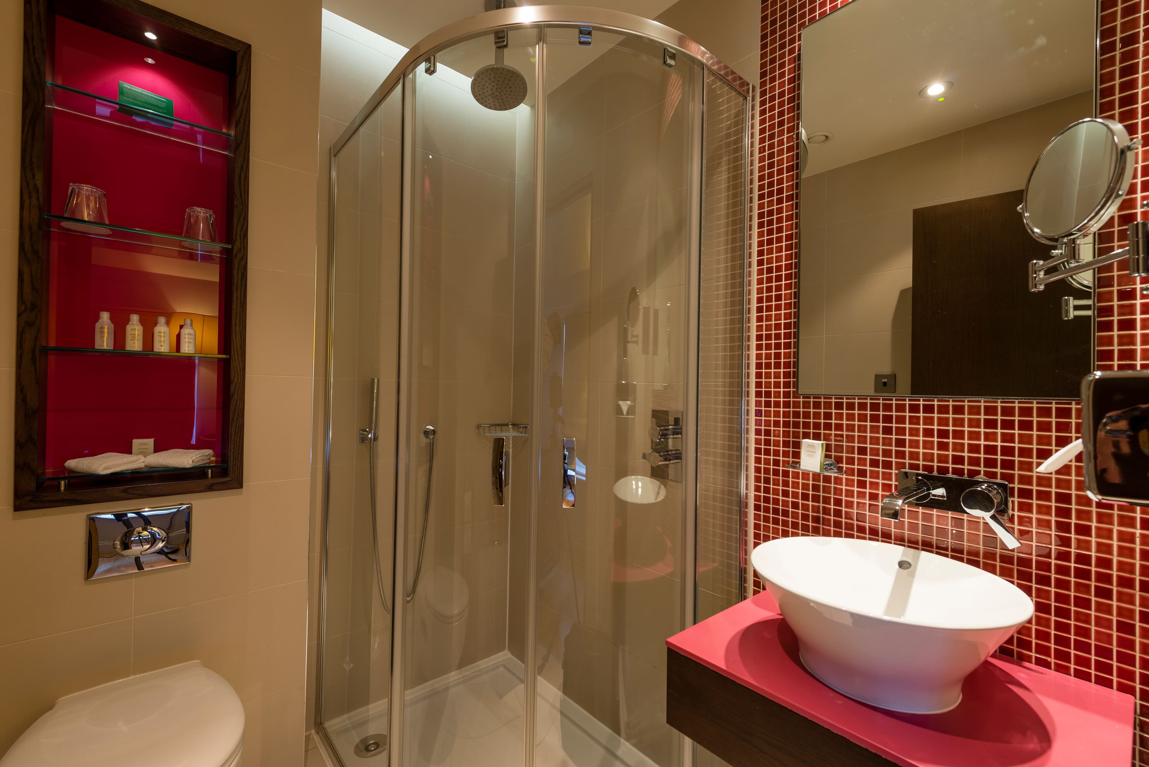 Standard Room - Image 9