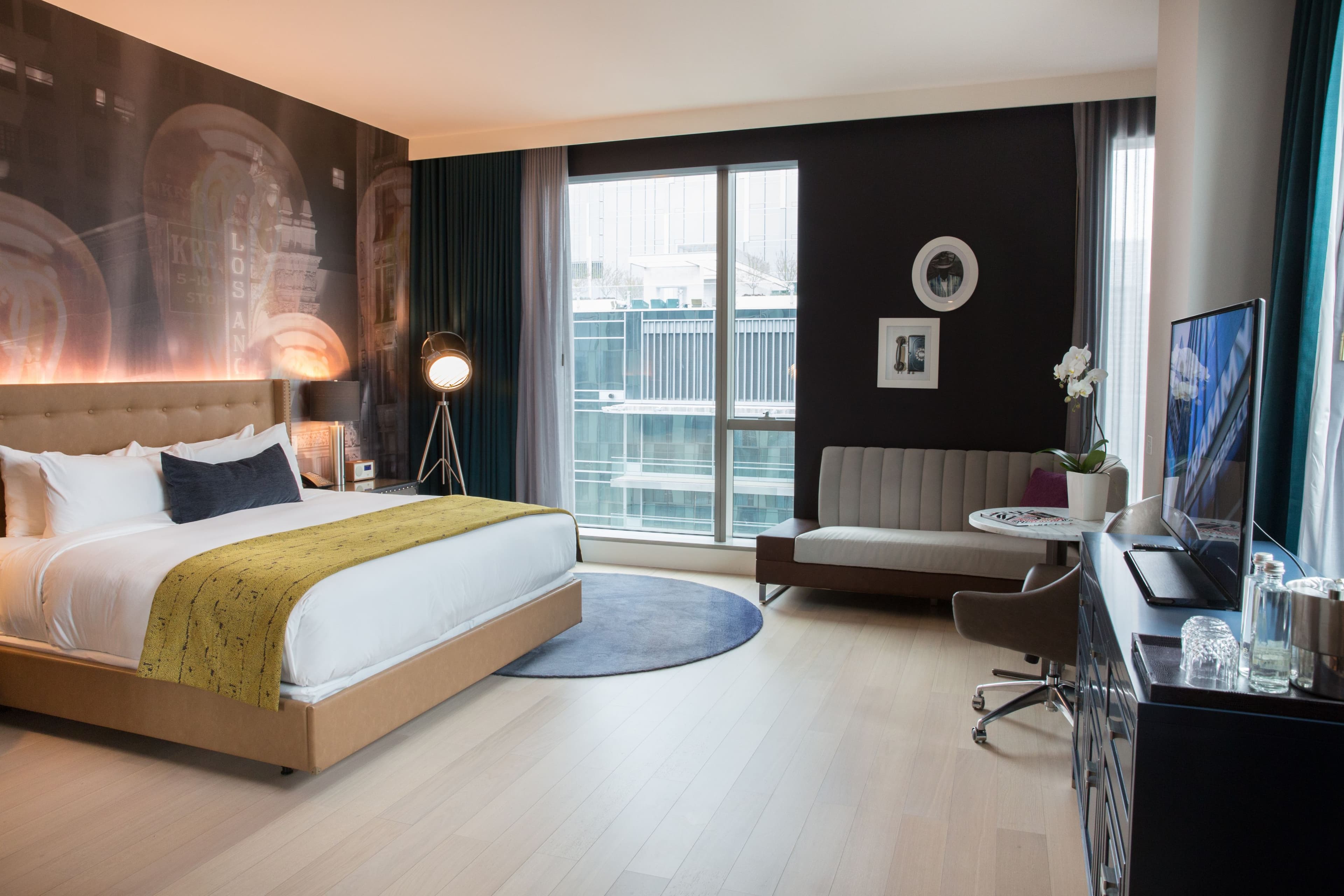 Hotel Indigo Los Angeles Downtown — 21
