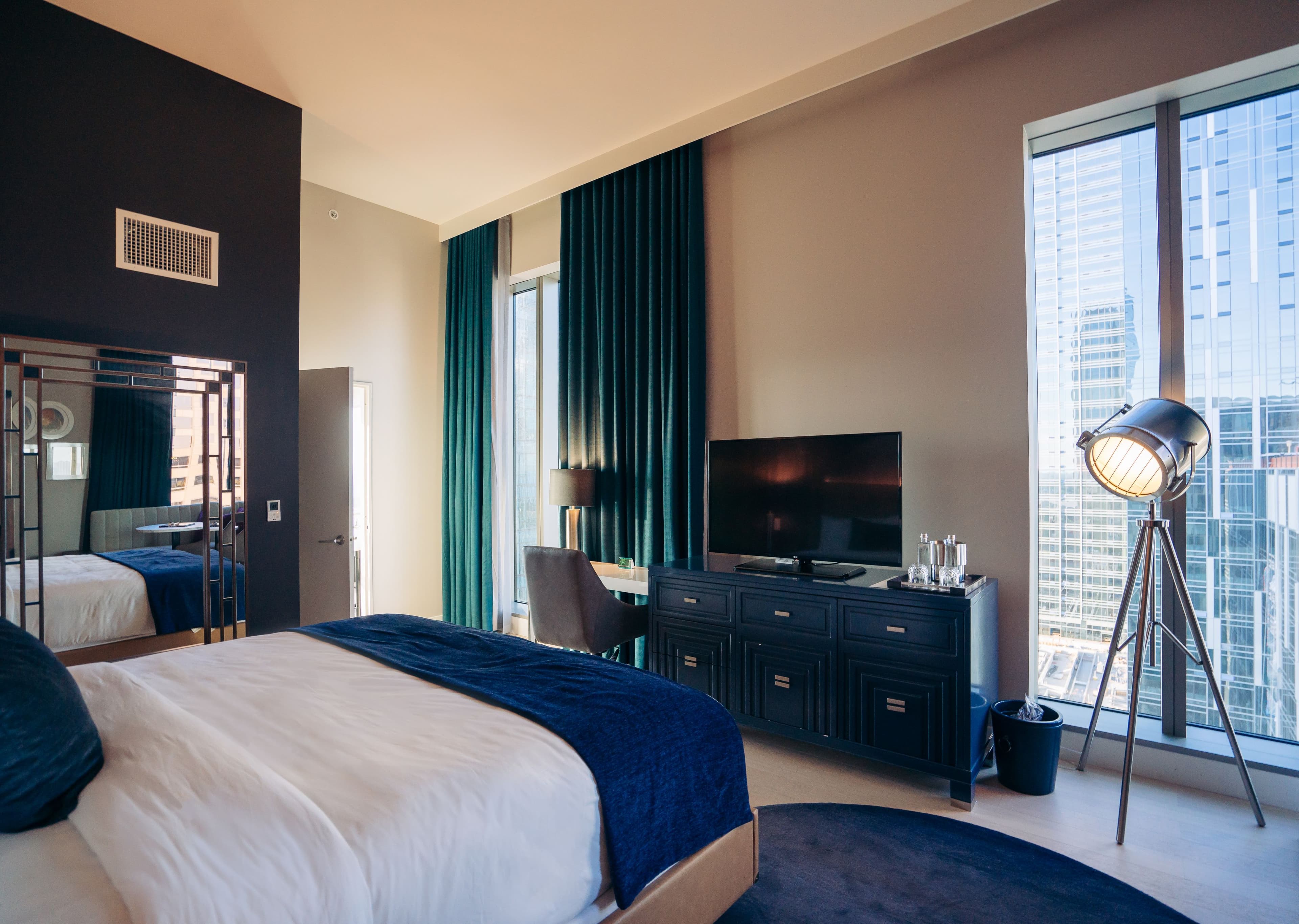 Hotel Indigo Los Angeles Downtown — 22