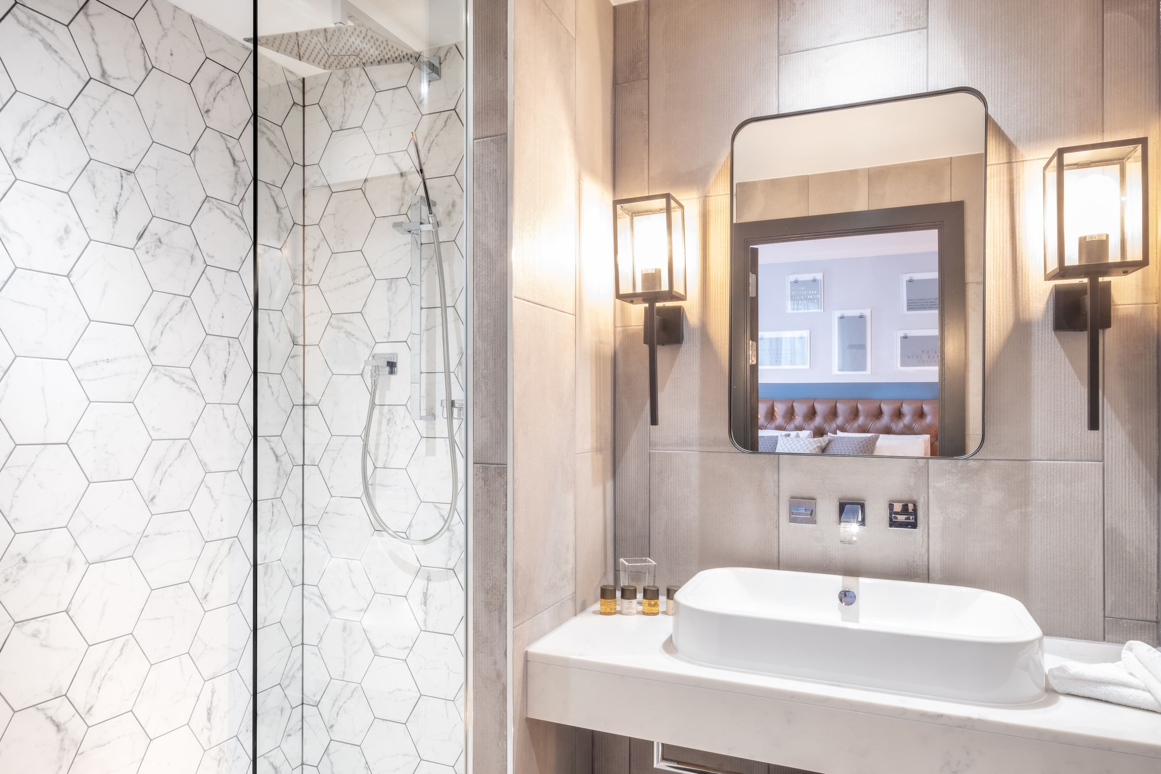 Hotel Indigo Manchester - Victoria Station — 9