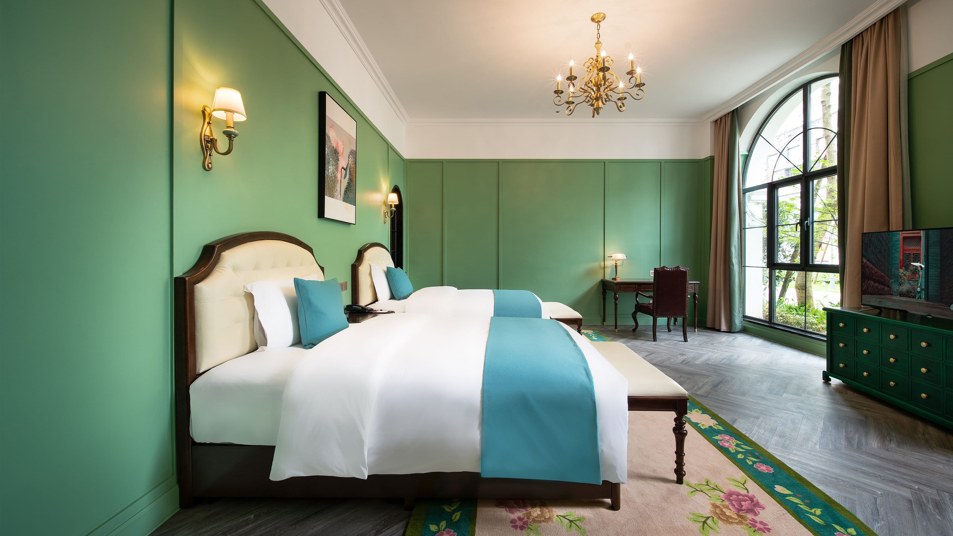 Hotel Indigo Heilong Lake - Image 3