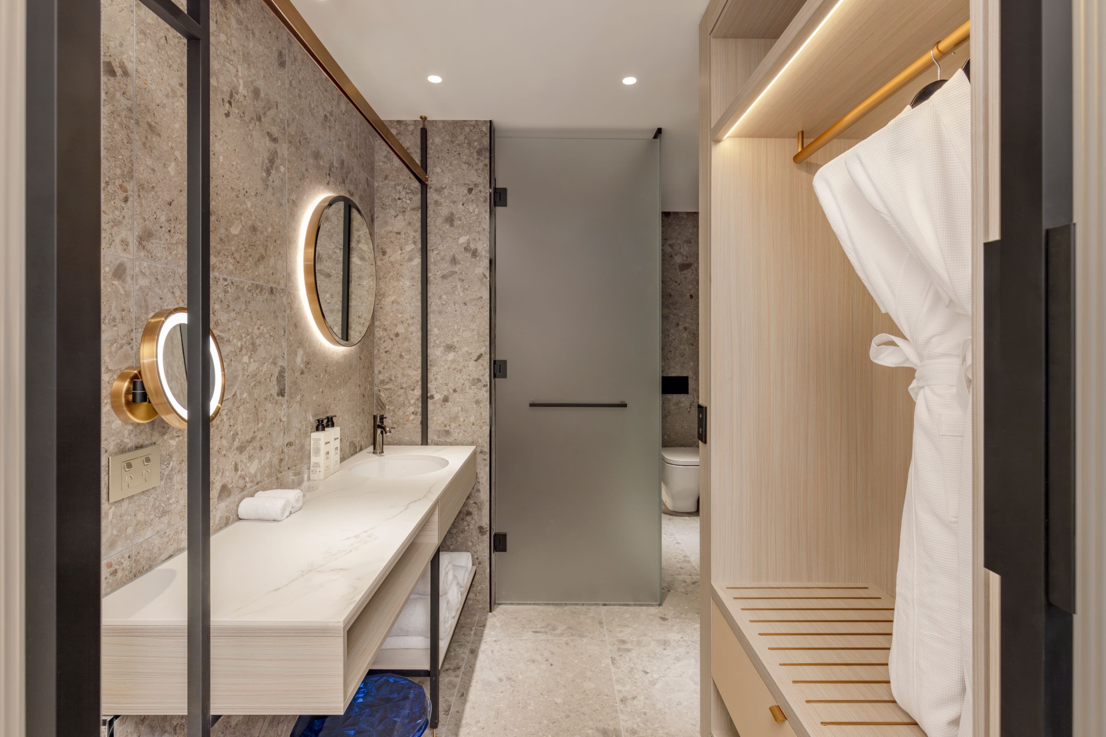 Hotel Indigo Melbourne Little Collins — 15