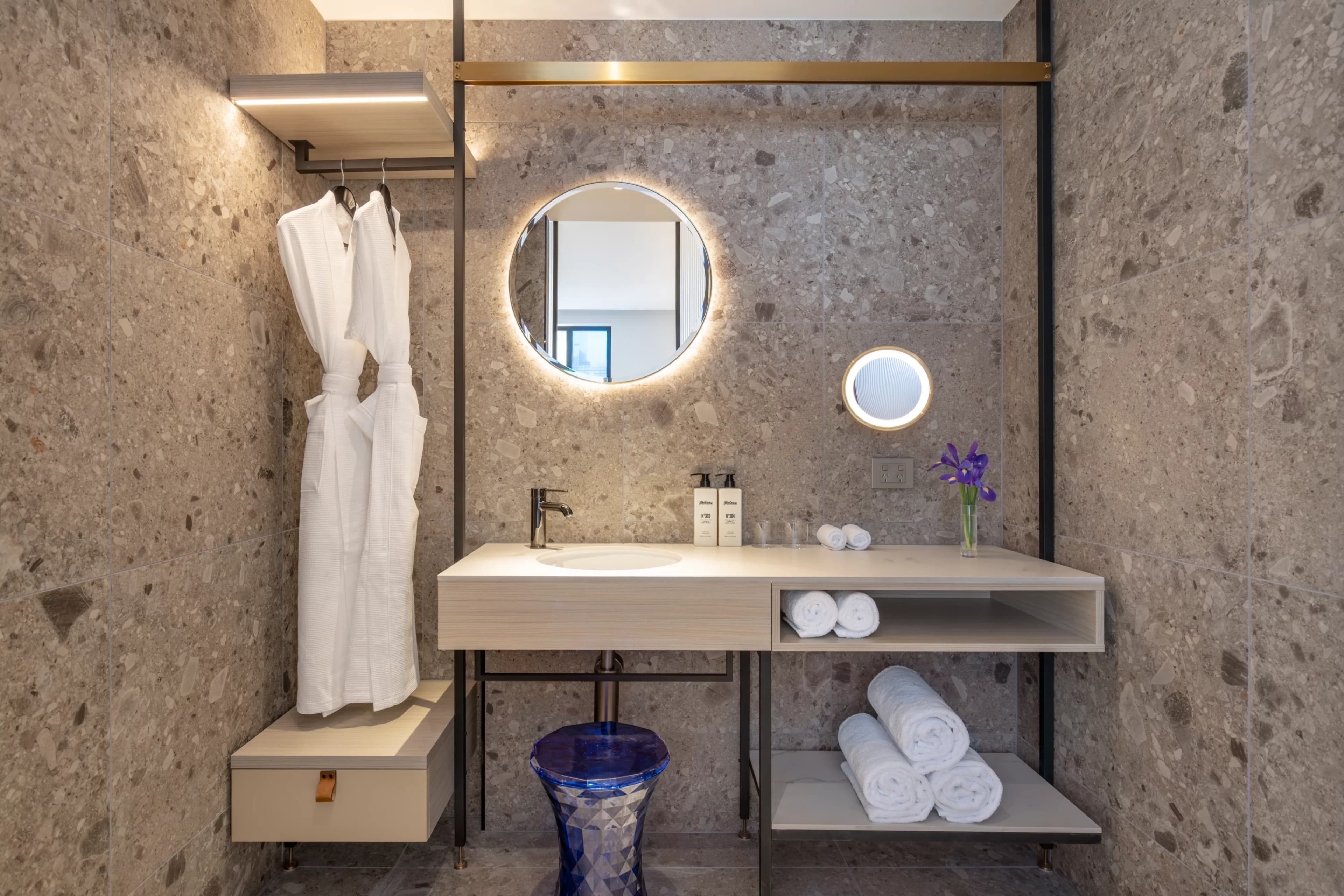 Hotel Indigo Melbourne Little Collins — 53
