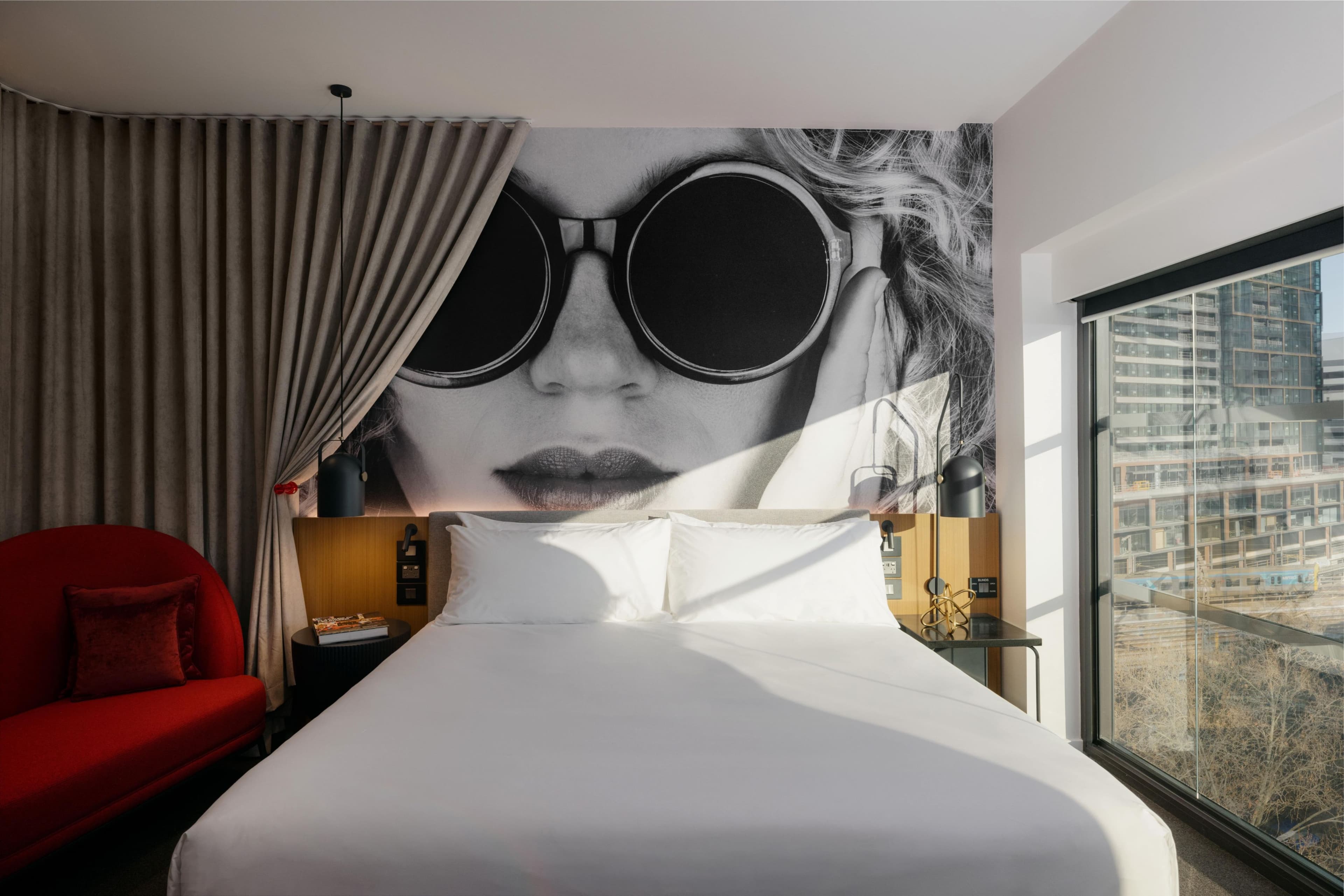 Hotel Indigo Melbourne on Flinders — 14
