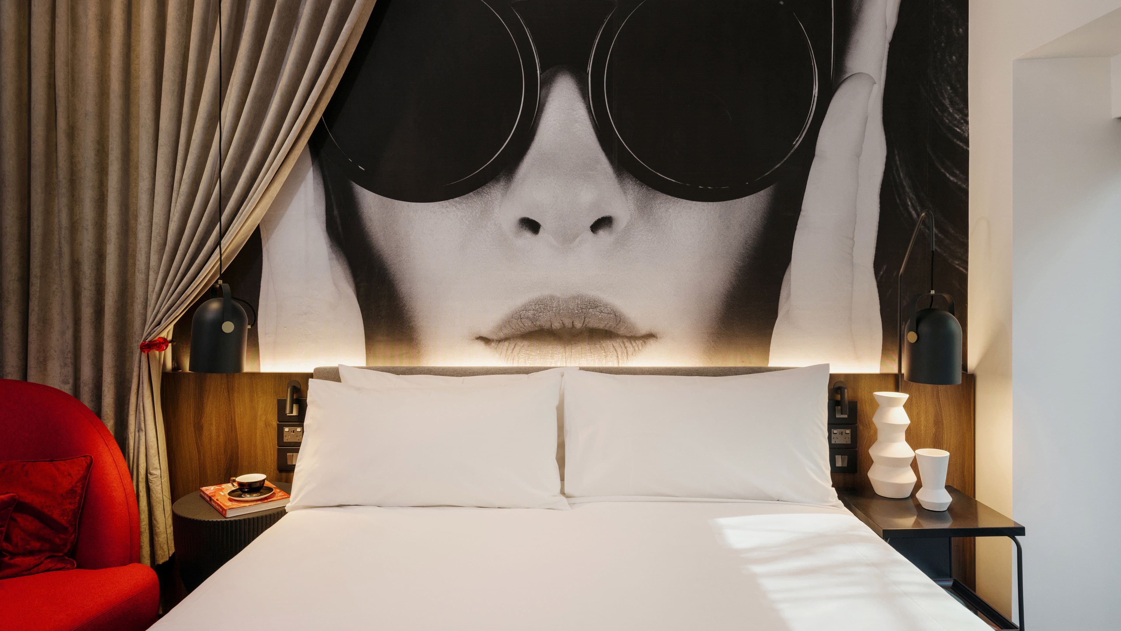 Hotel Indigo Melbourne on Flinders - Image 3