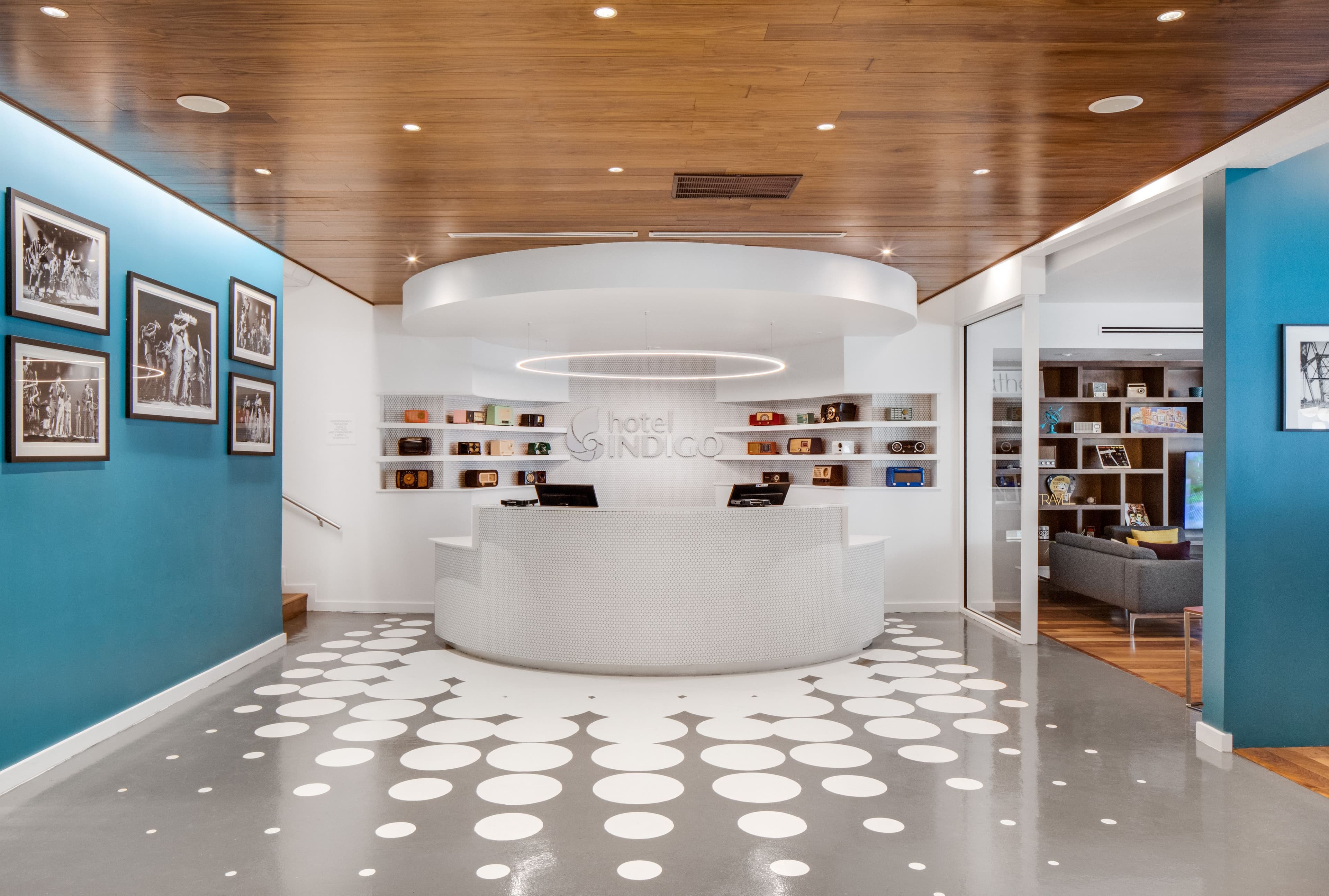 Hotel Indigo Memphis Downtown - Image 1