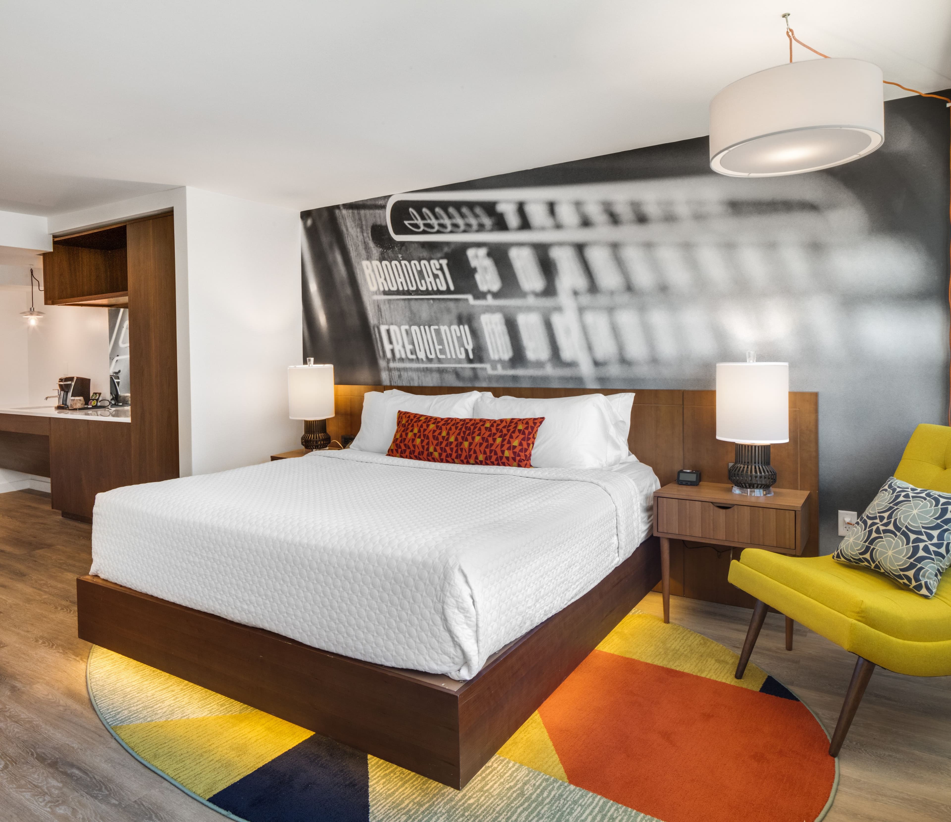 Hotel Indigo Memphis Downtown — 12