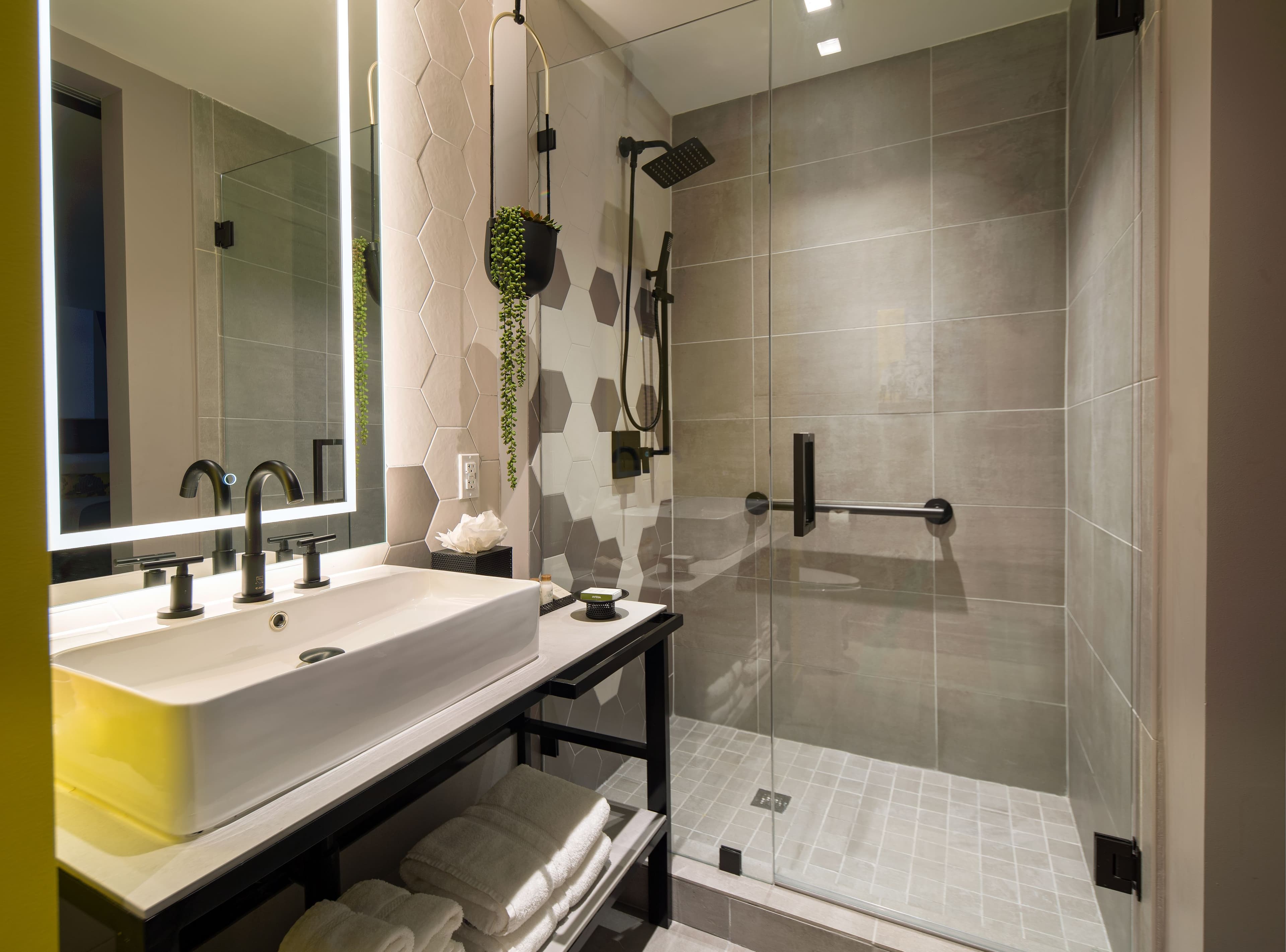 Hotel Indigo Miami Brickell — 7