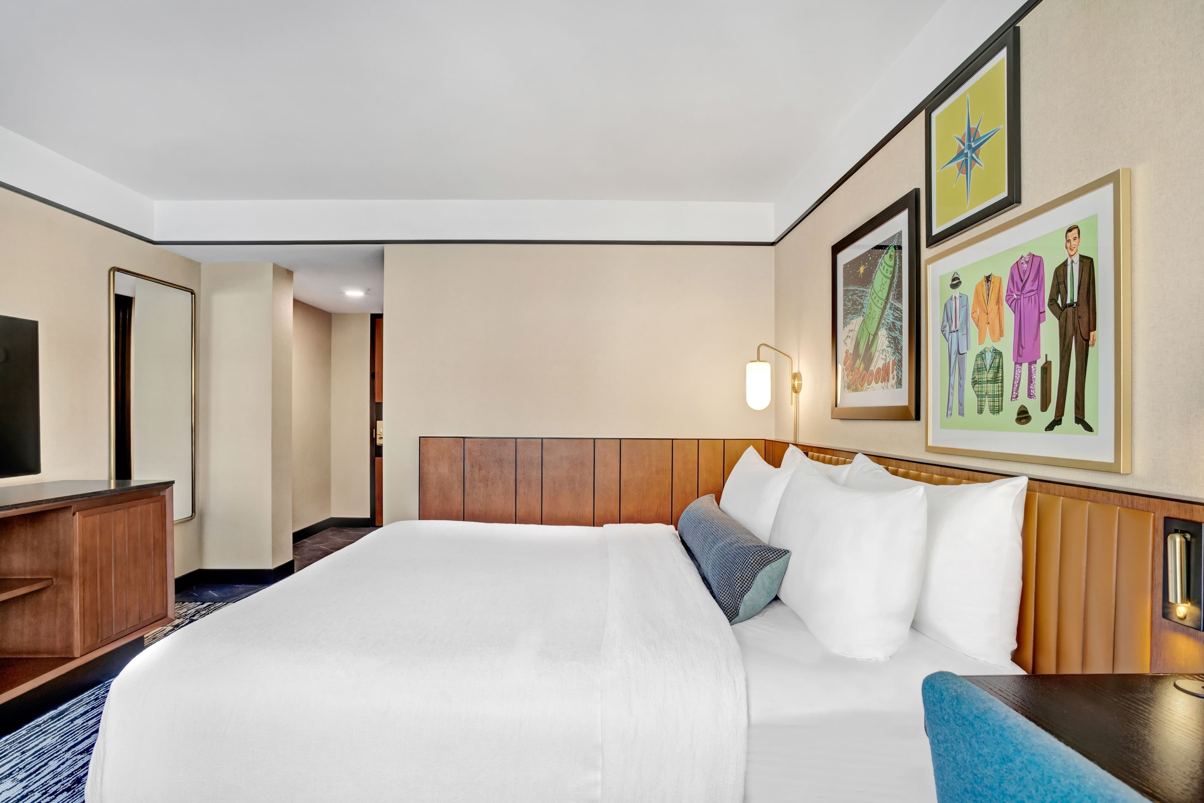 Hotel Indigo Minneapolis Downtown — 23