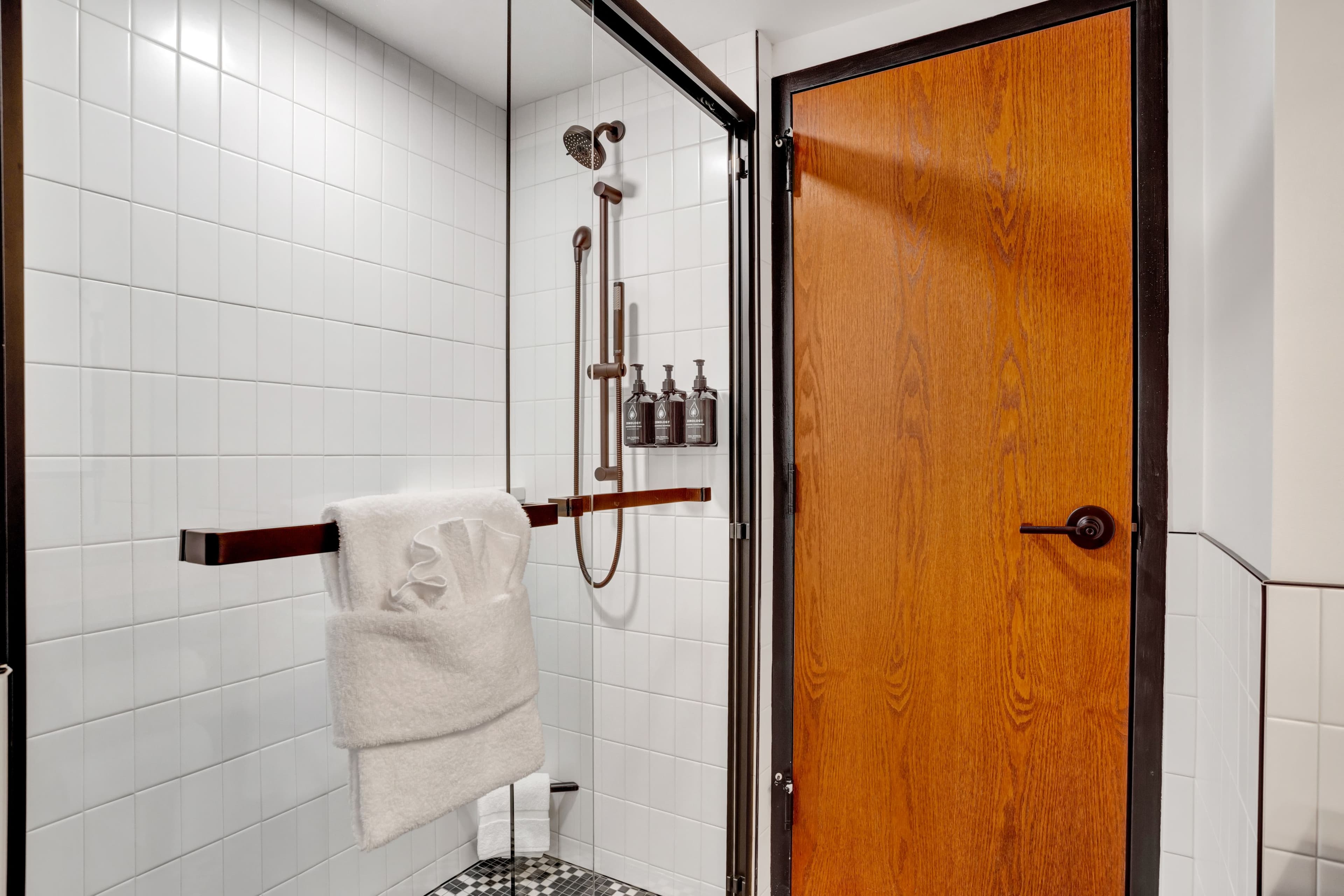 Standard Room  - Image 9