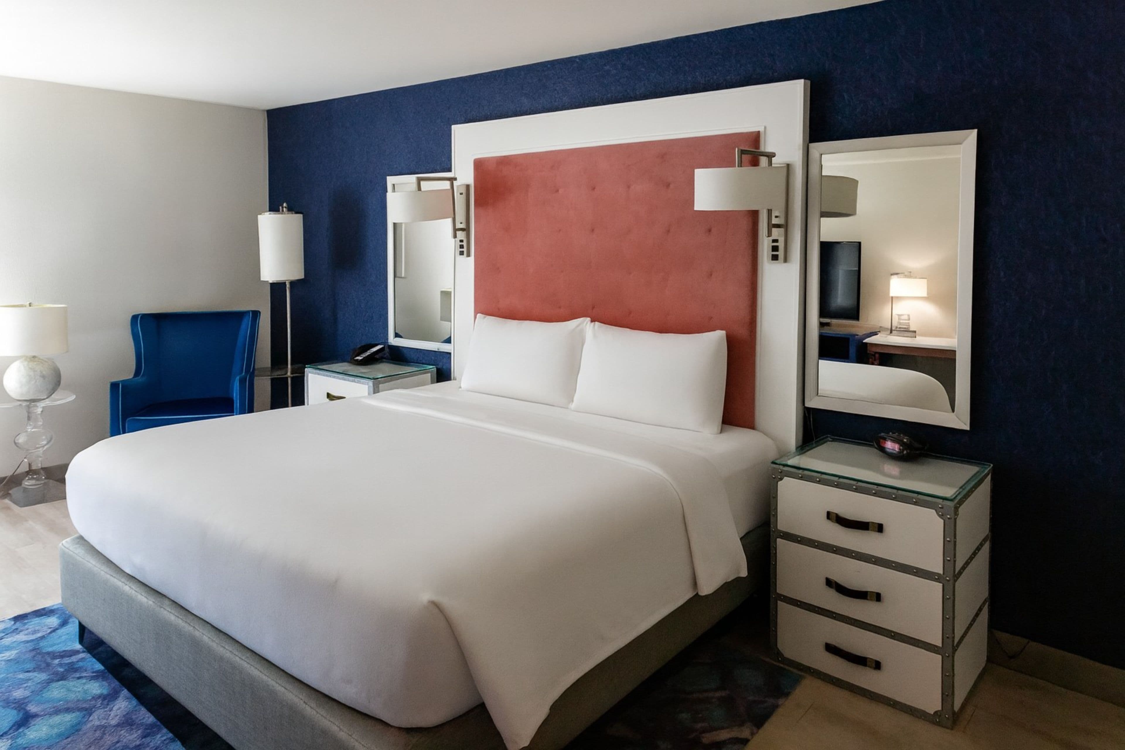 Hotel Indigo Mount Pleasant - Image 4